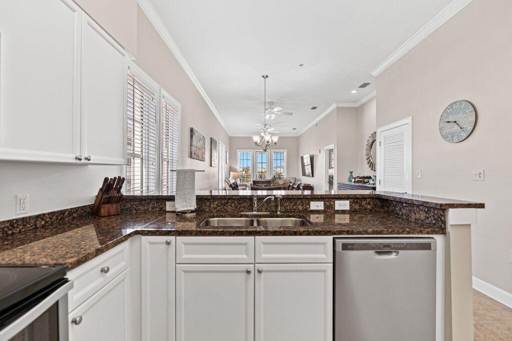VILLAGE OF SOUTH WALTON BEACH - Residential