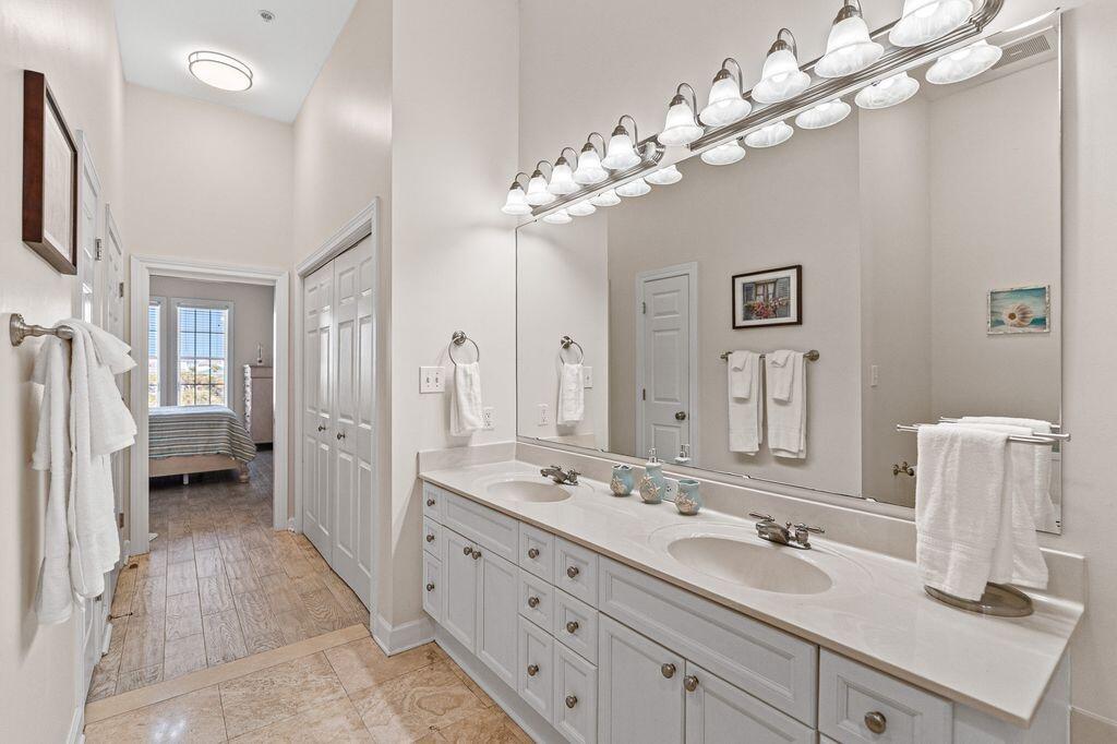 VILLAGE OF SOUTH WALTON BEACH - Residential