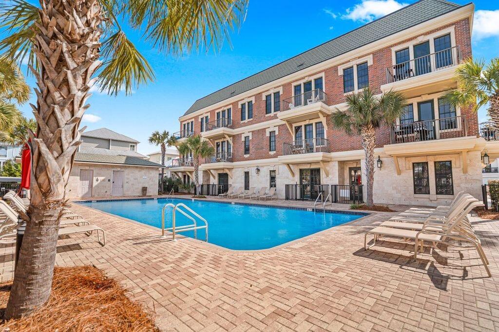 VILLAGE OF SOUTH WALTON BEACH - Residential