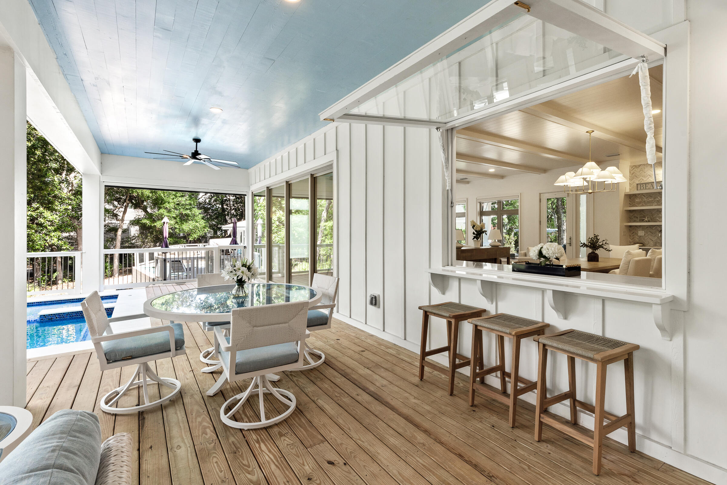 SEAGROVE SHORES 4TH ADD - Residential