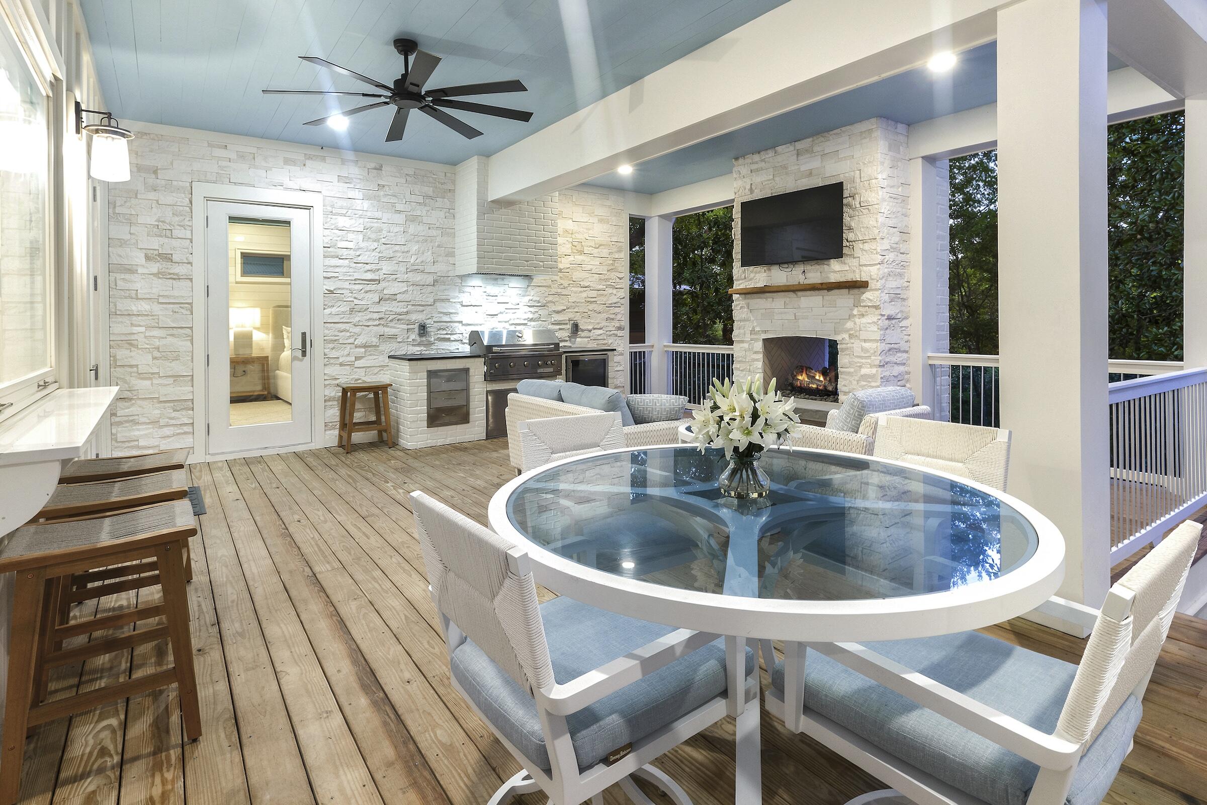 SEAGROVE SHORES 4TH ADD - Residential