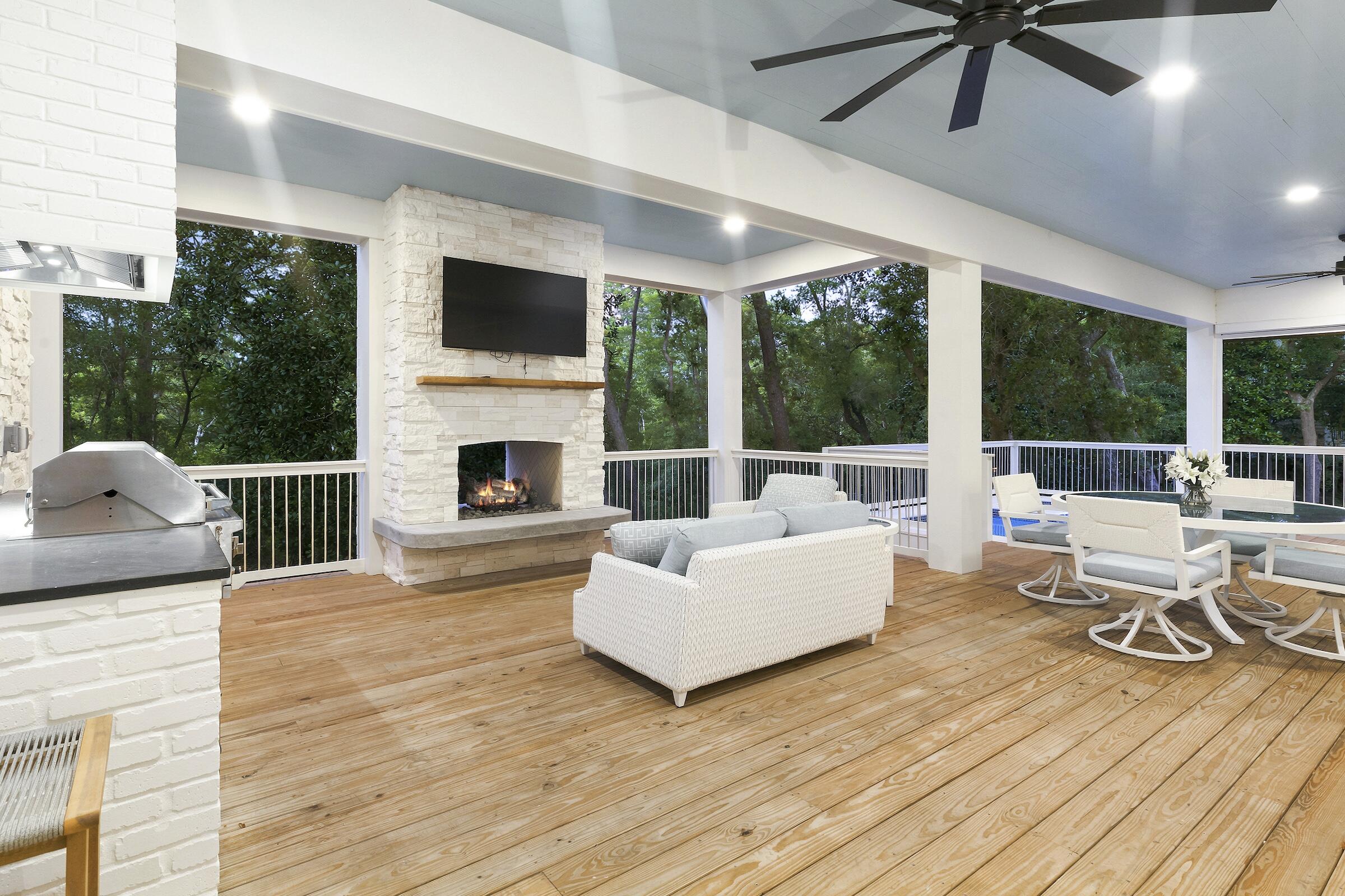 SEAGROVE SHORES 4TH ADD - Residential
