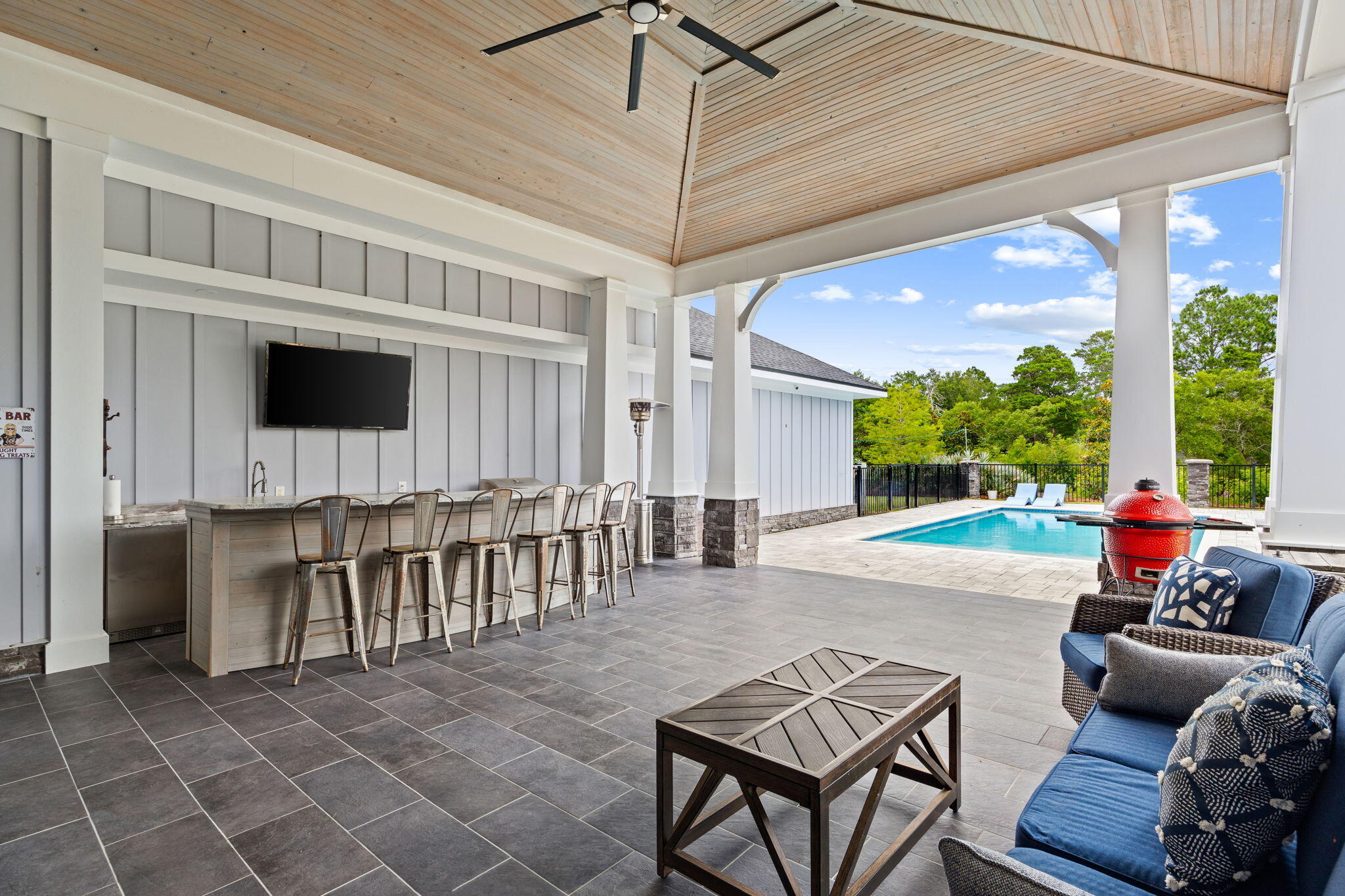 Wild Heron - Residential