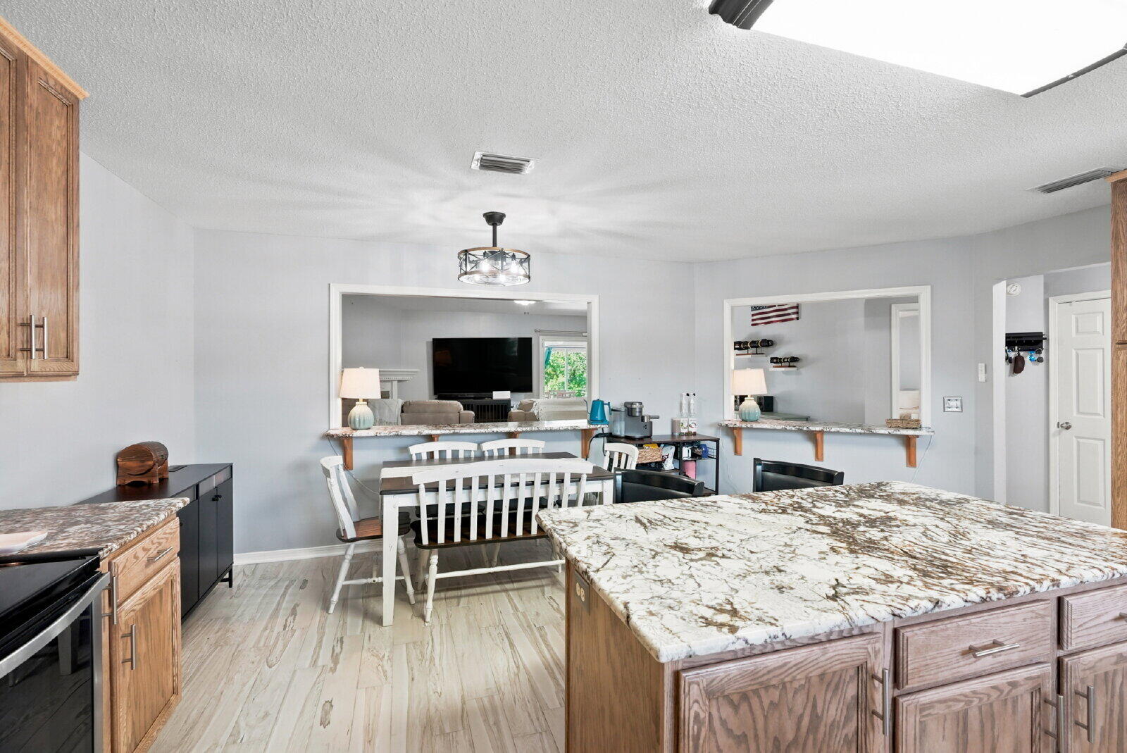 SUGAR CREEK S/D - Residential Lease
