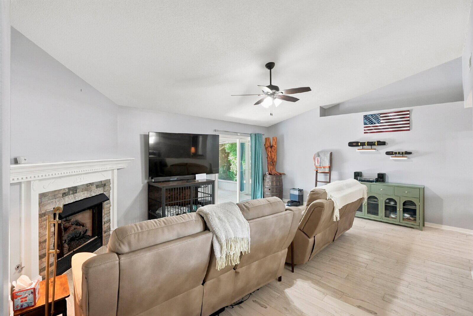 SUGAR CREEK S/D - Residential Lease