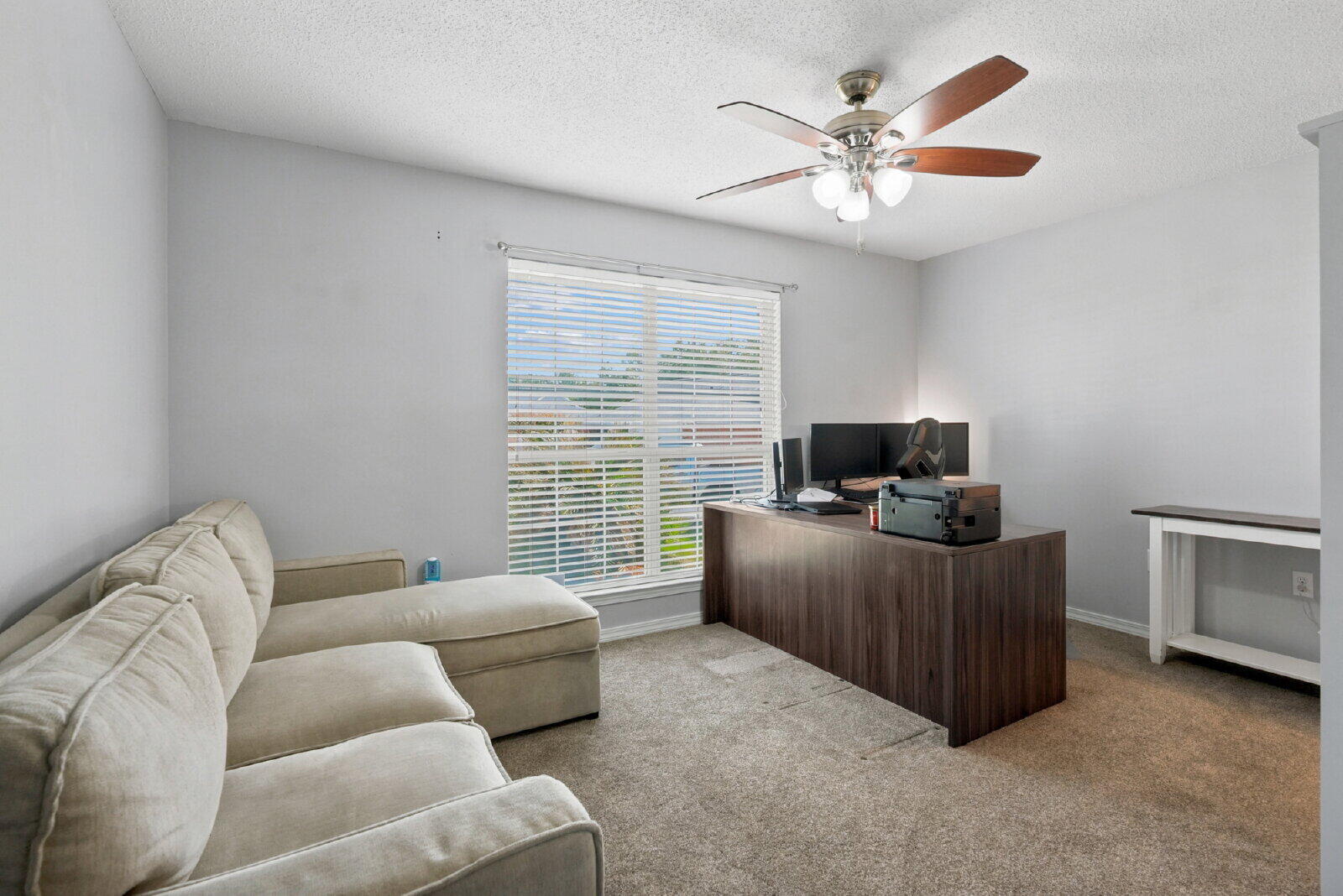 SUGAR CREEK S/D - Residential Lease
