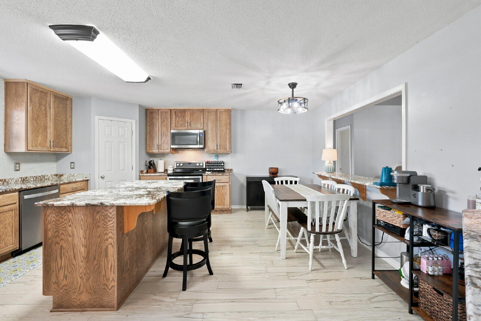 SUGAR CREEK S/D - Residential Lease