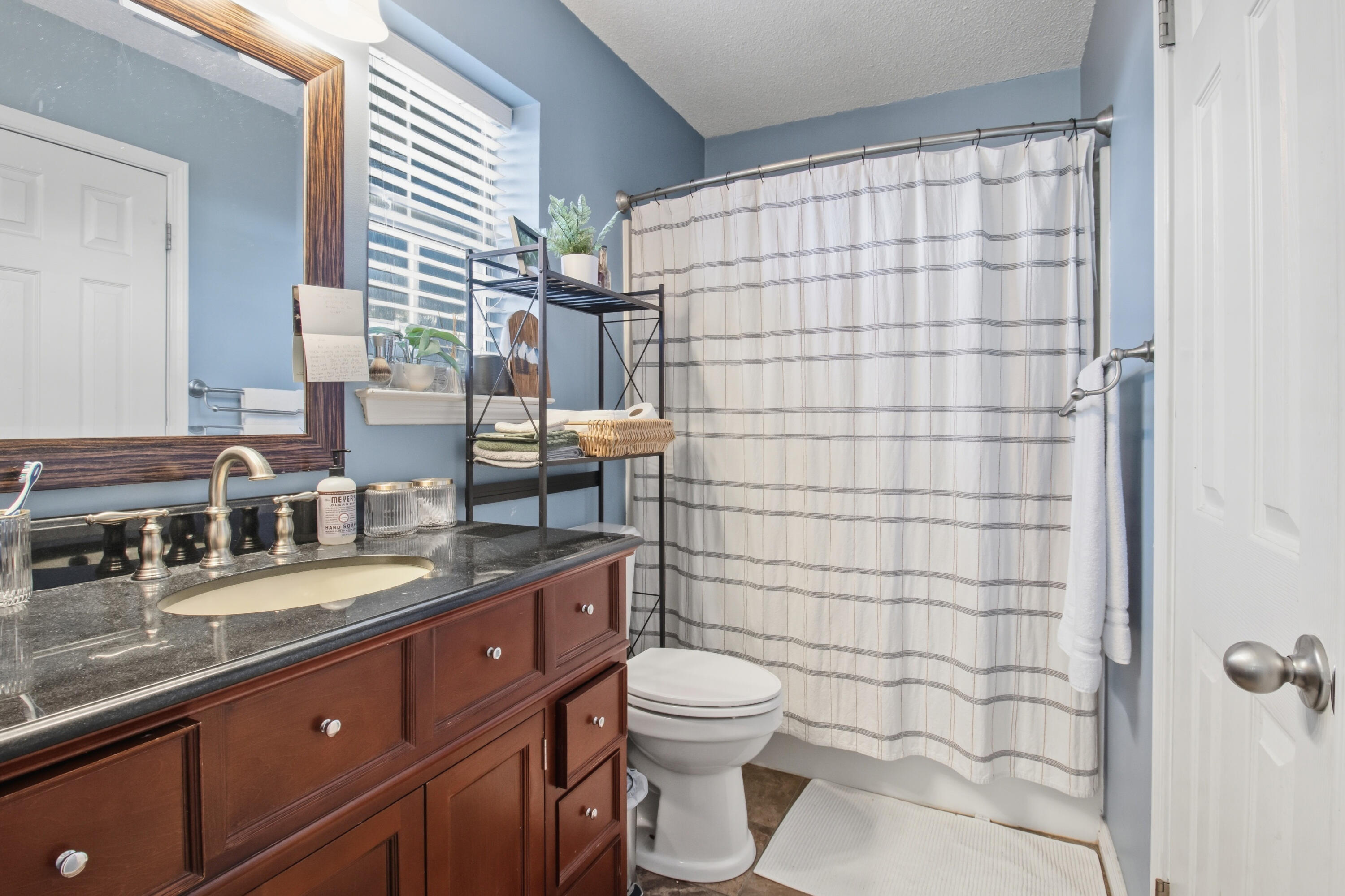 KINGS CROSSING PH 1 - Residential Lease