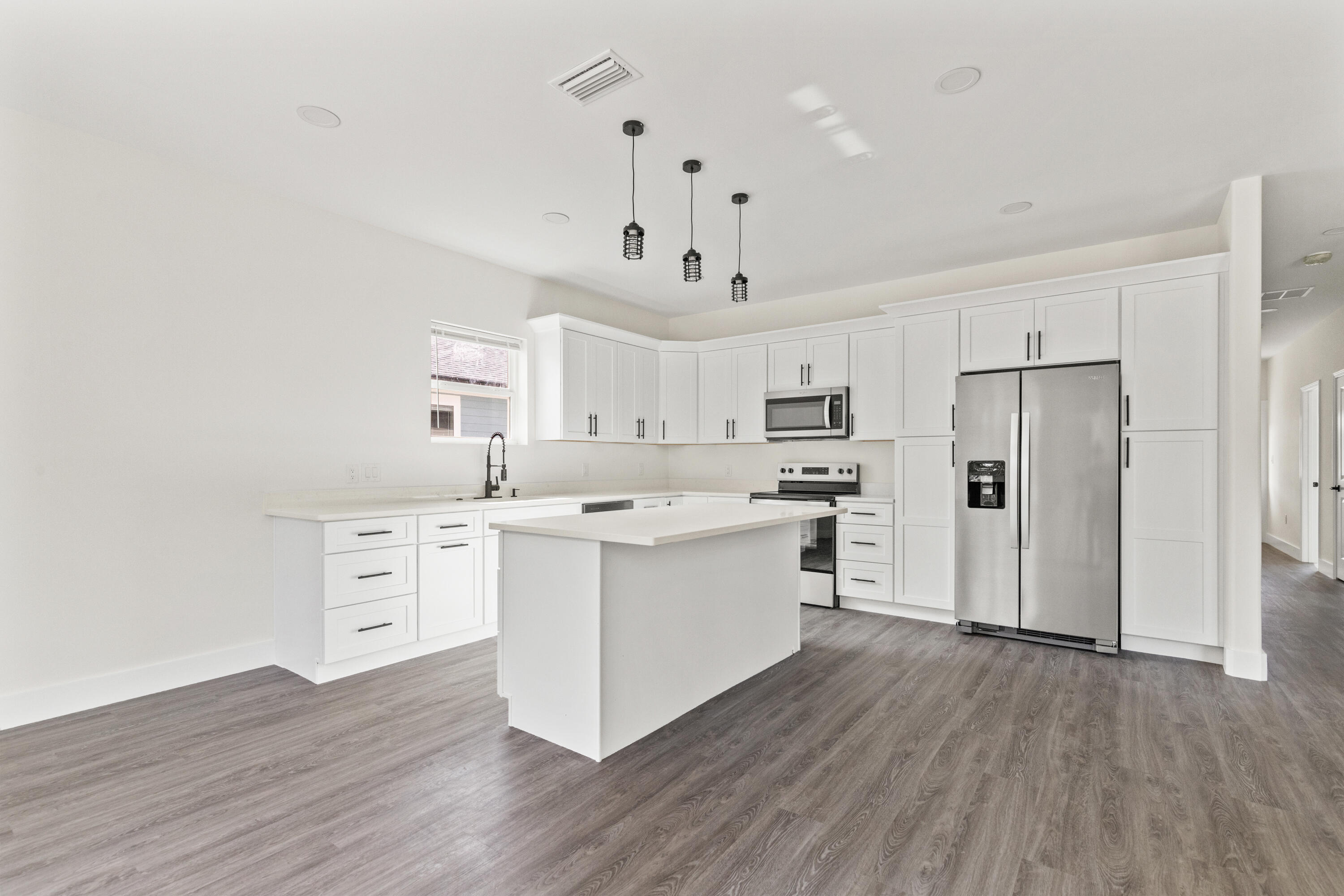 TOWN OF SANTA ROSA - Residential Lease