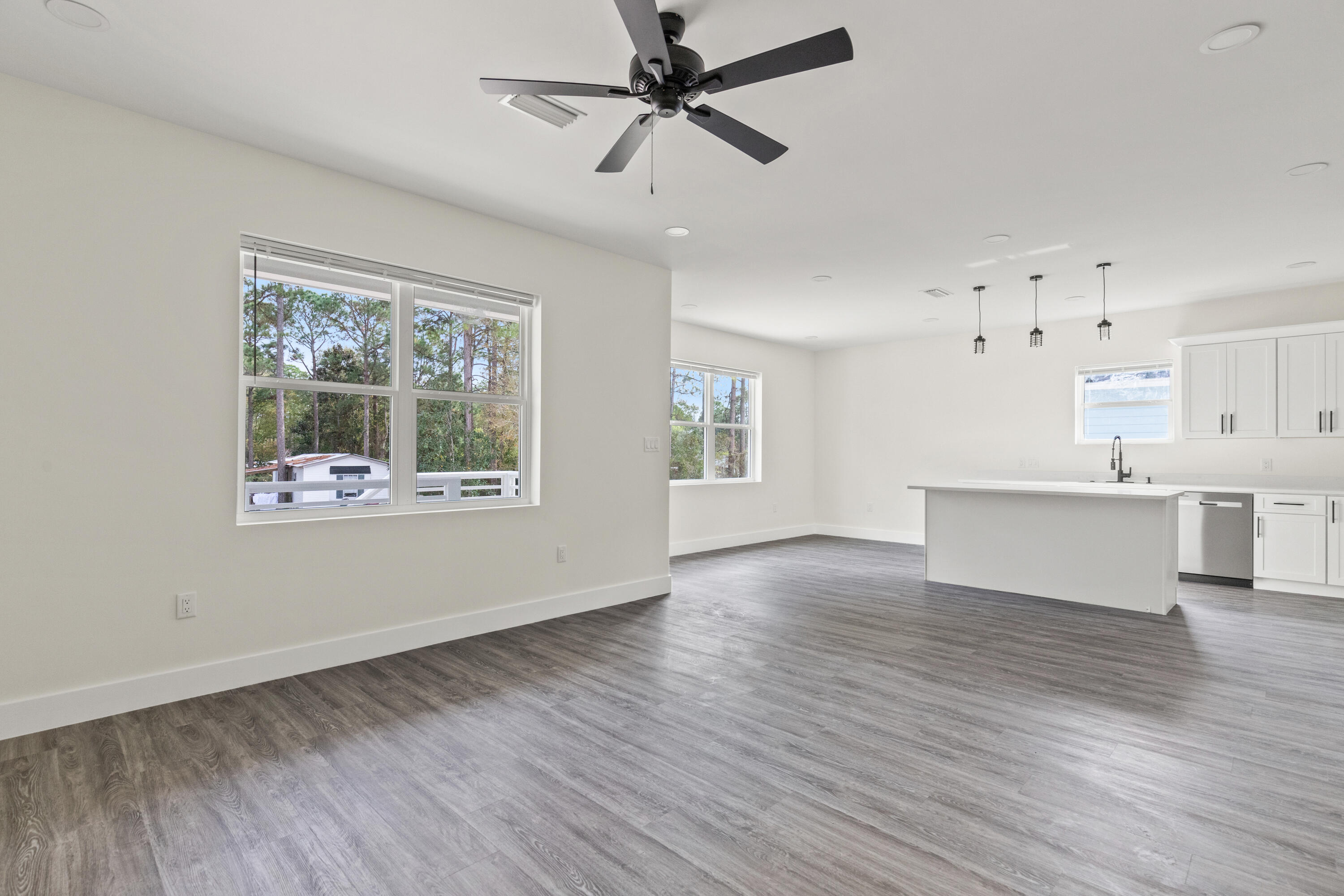TOWN OF SANTA ROSA - Residential Lease