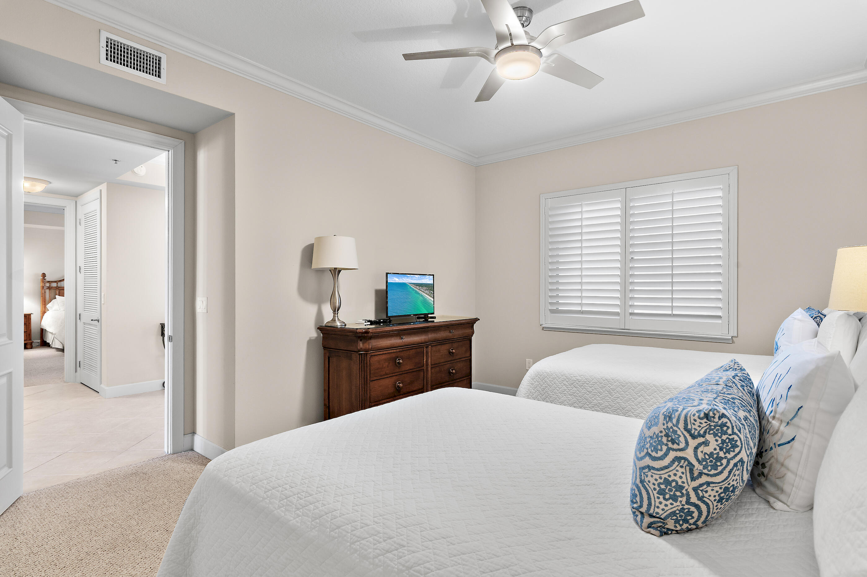 HARBOR LANDING - Residential