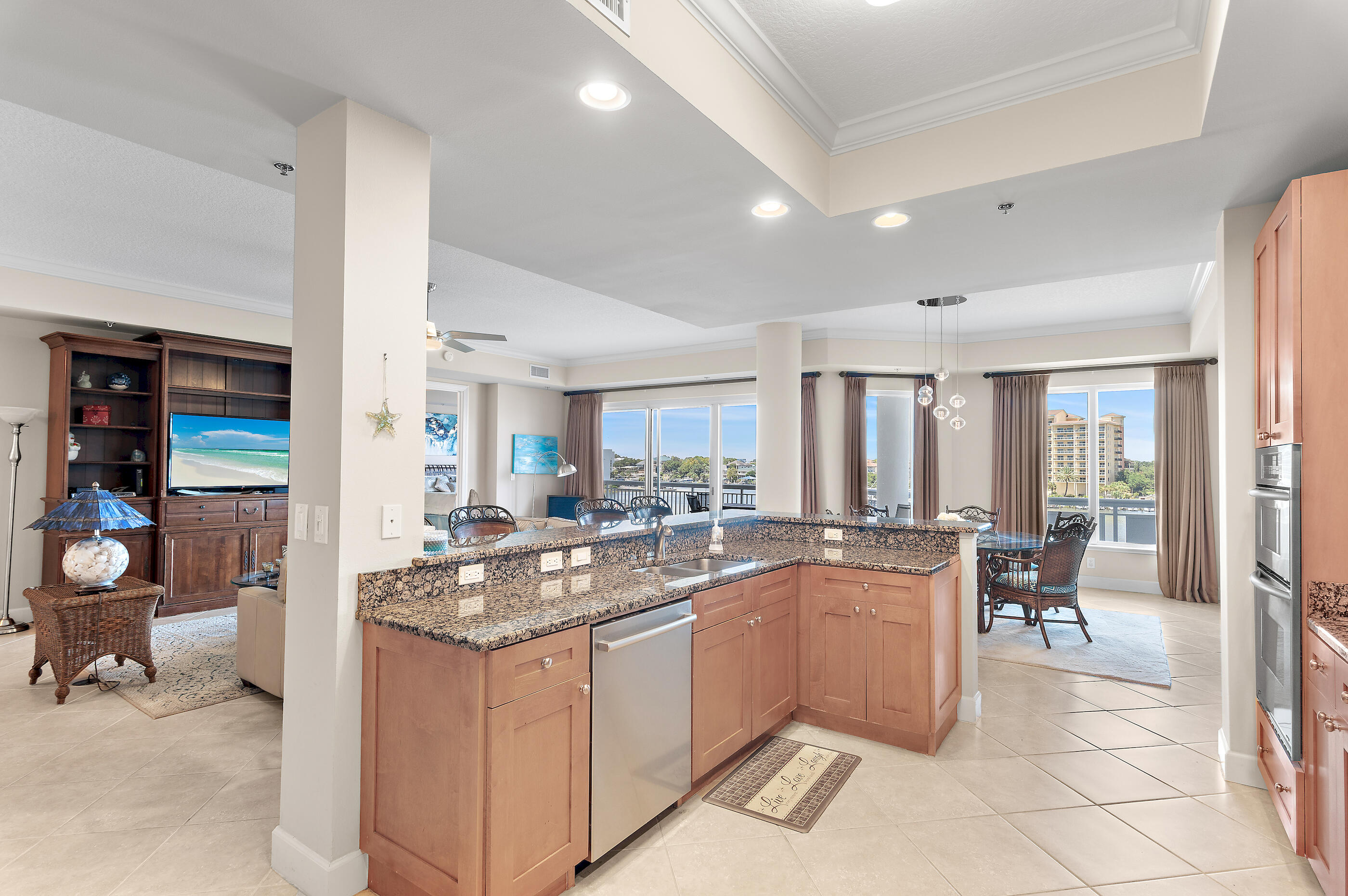 HARBOR LANDING - Residential