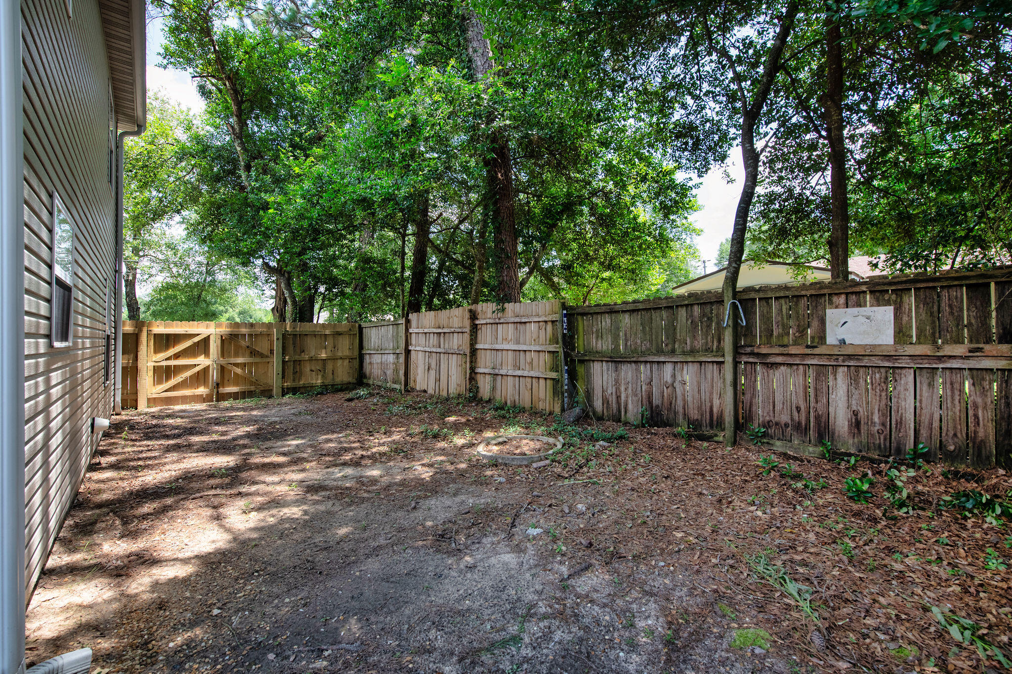MORRIS ADDN TO CRESTVIEW - Residential