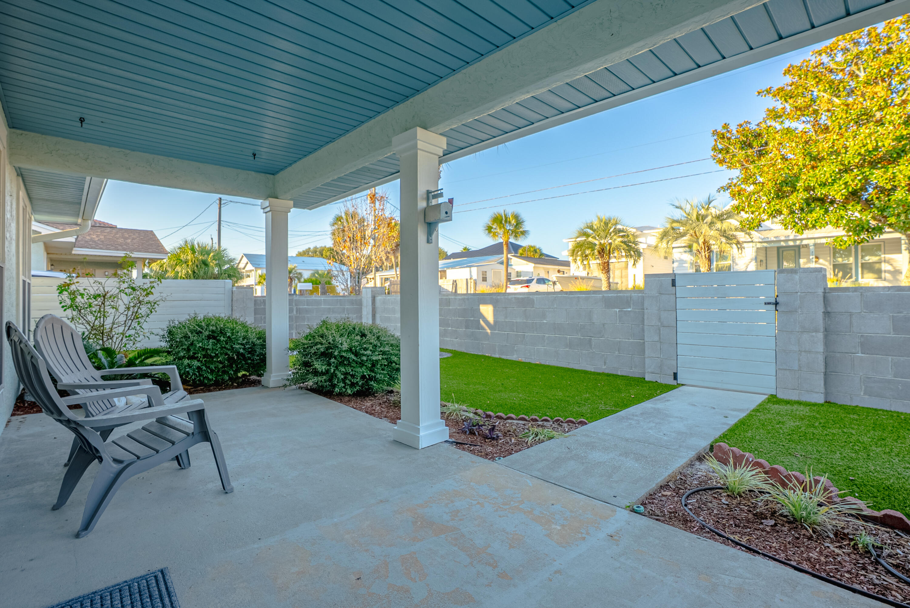 LAGUNA BEACH 2ND ADDN - Residential