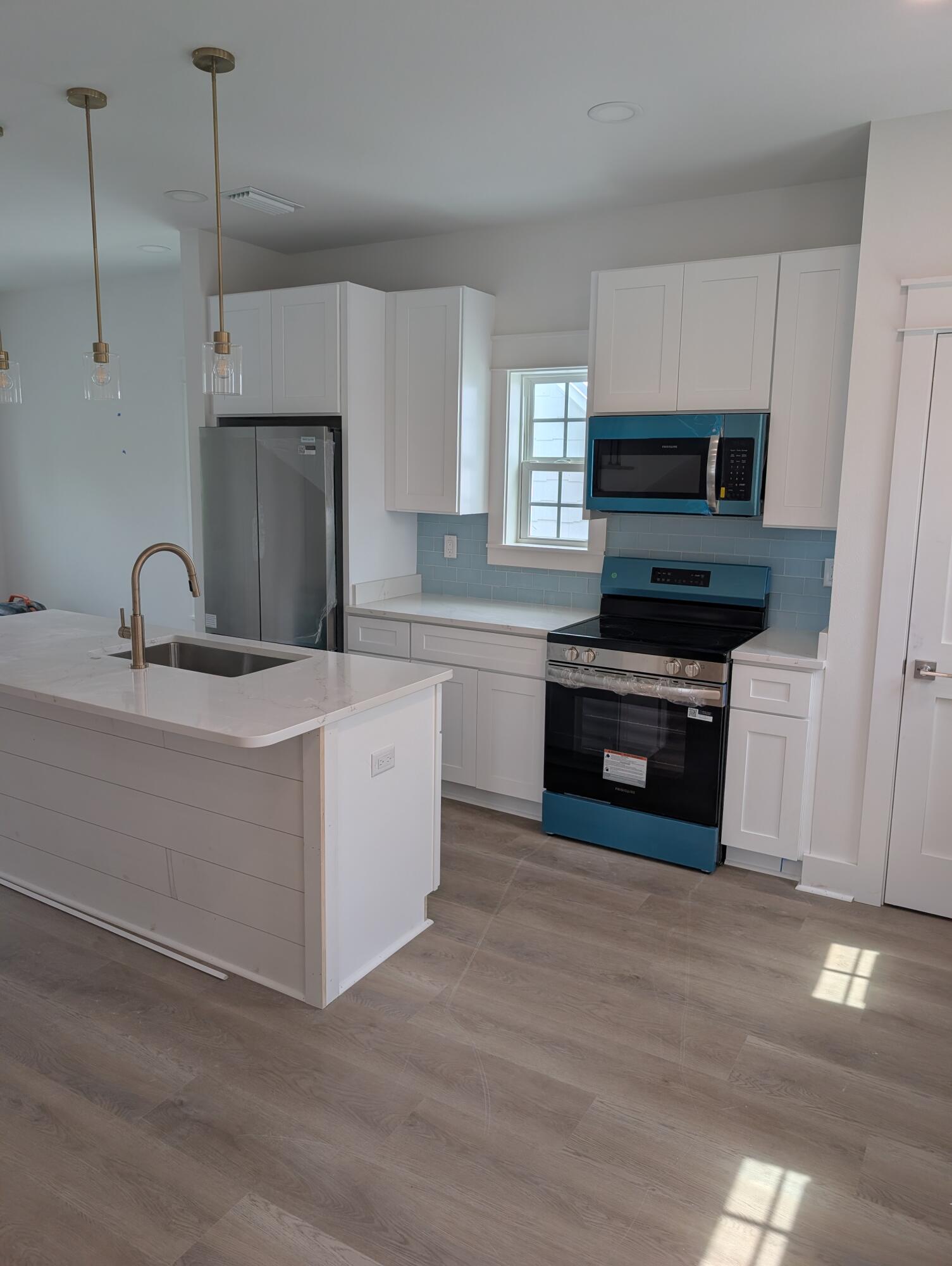 VILLAGE AT BLUE MOUNTAIN BEACH - Residential