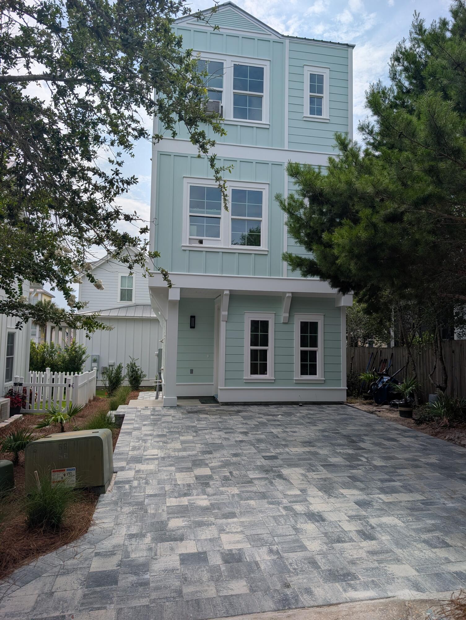 VILLAGE AT BLUE MOUNTAIN BEACH - Residential