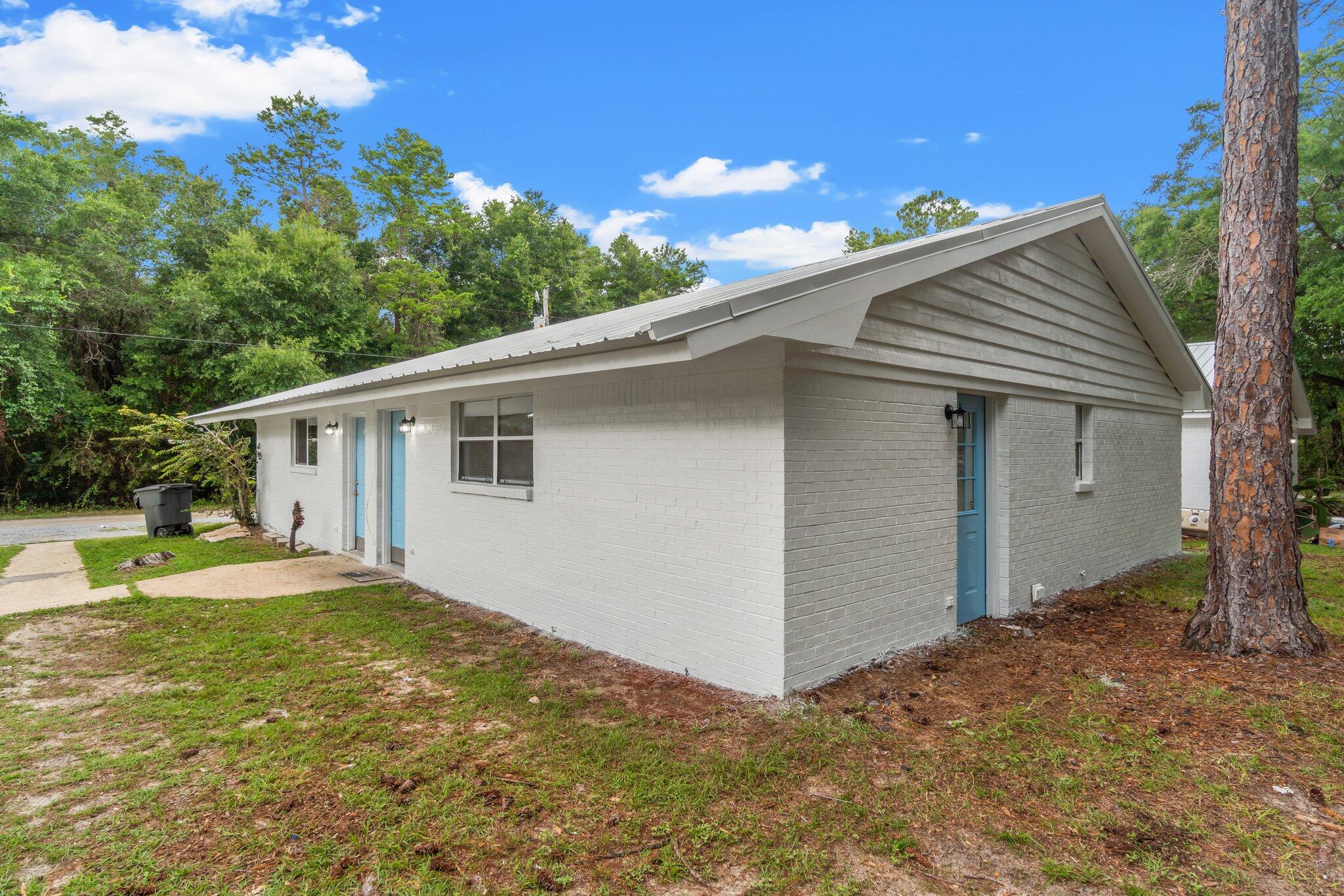 LIVE OAK - Residential Lease