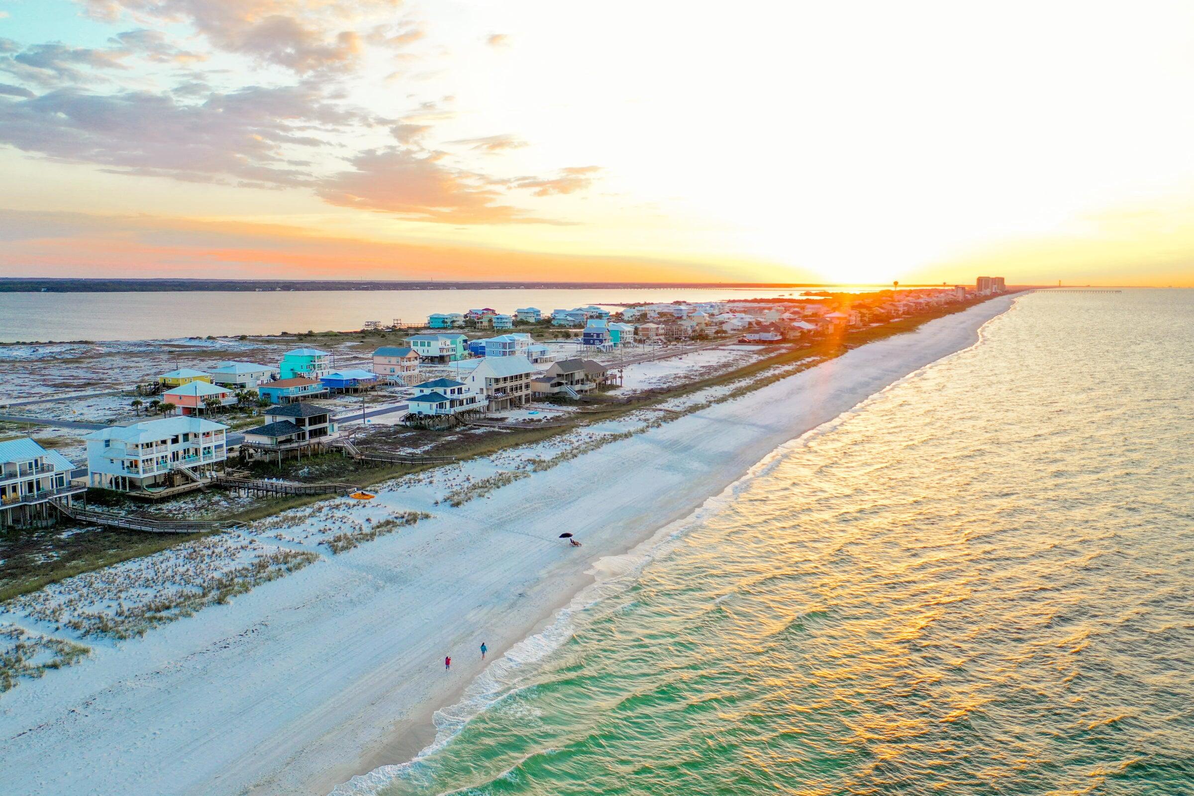 HOLLEY BY THE SEA - Residential