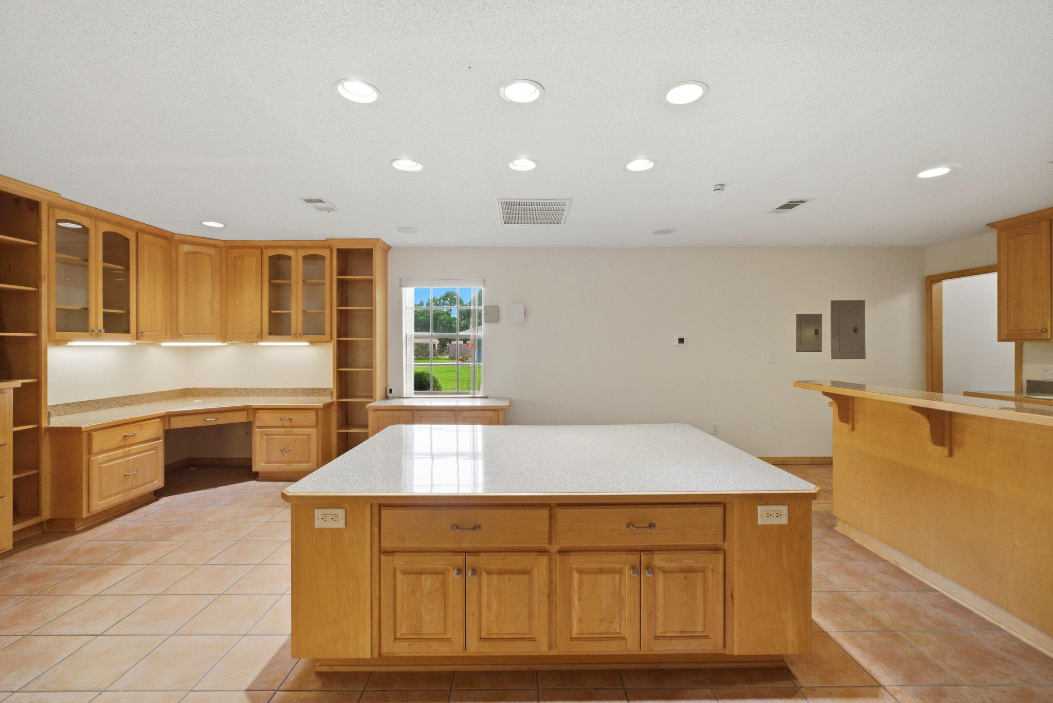 SOUTH GULF MANOR - Residential