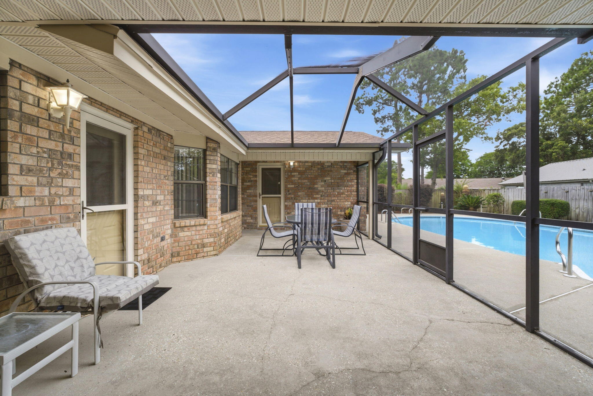 SOUTH GULF MANOR - Residential