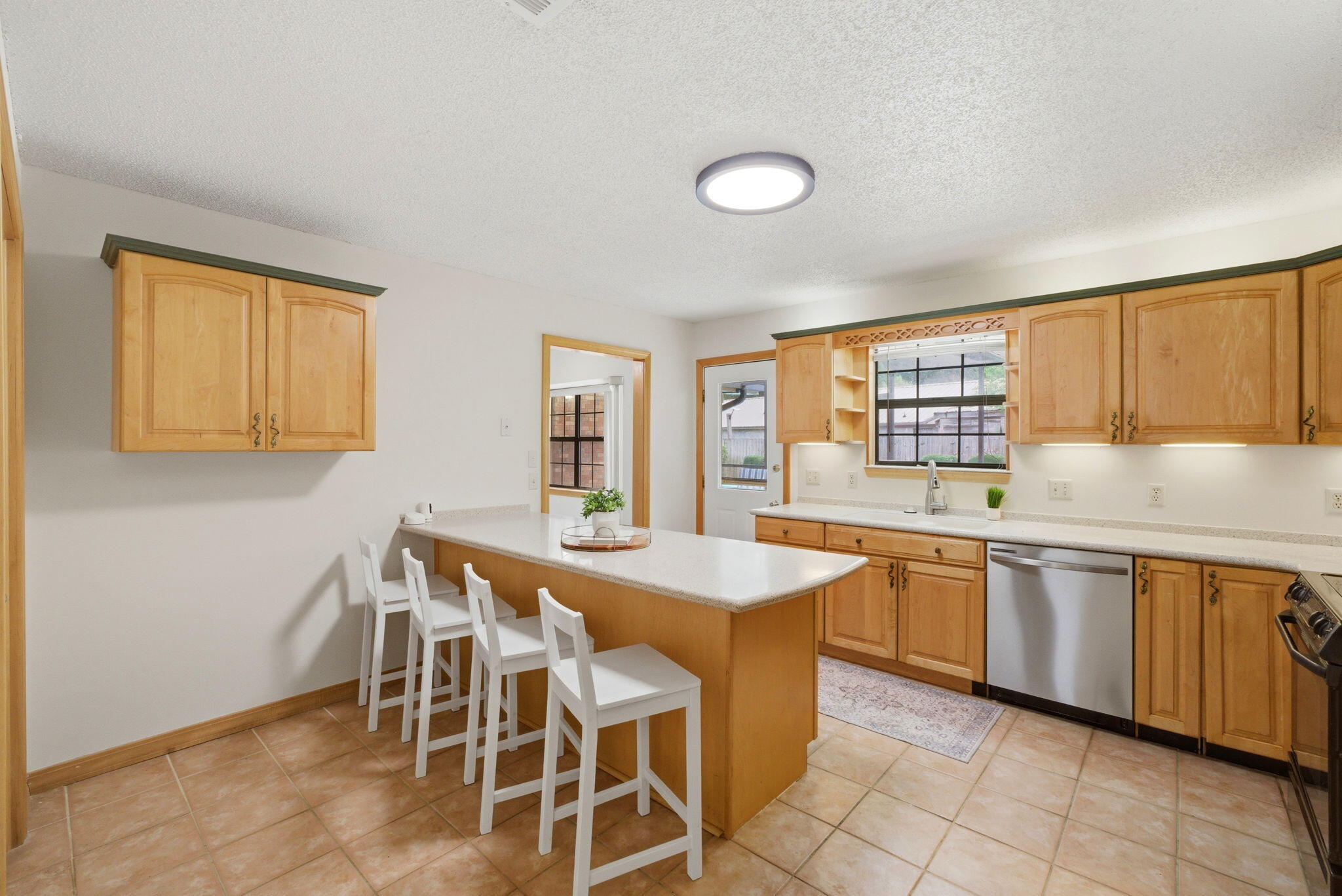 SOUTH GULF MANOR - Residential
