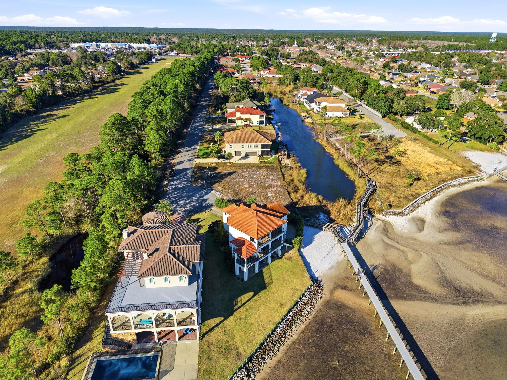 PALMETTO LAKE PRESERVE - Residential