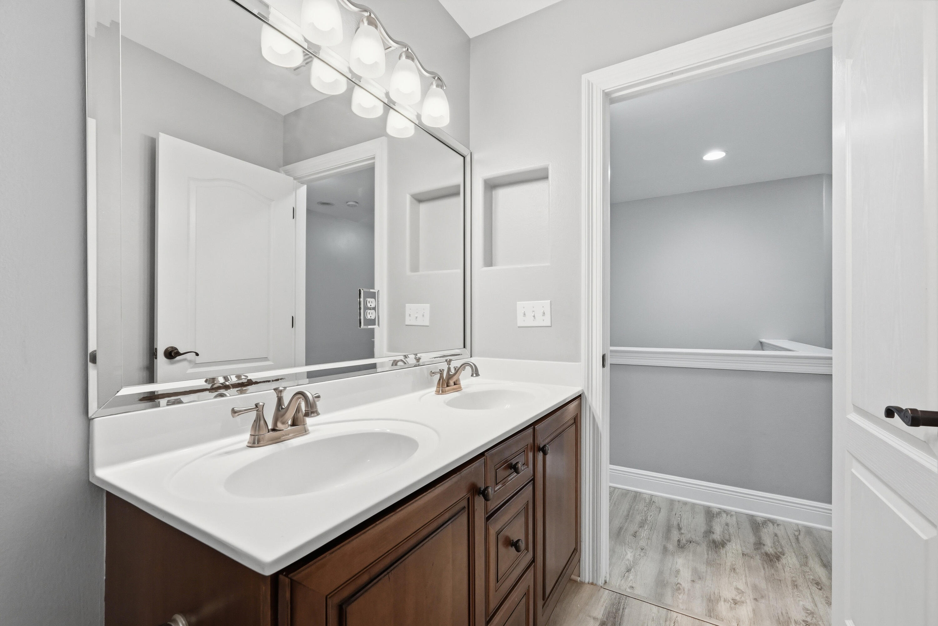 Baywalk Landings - Residential