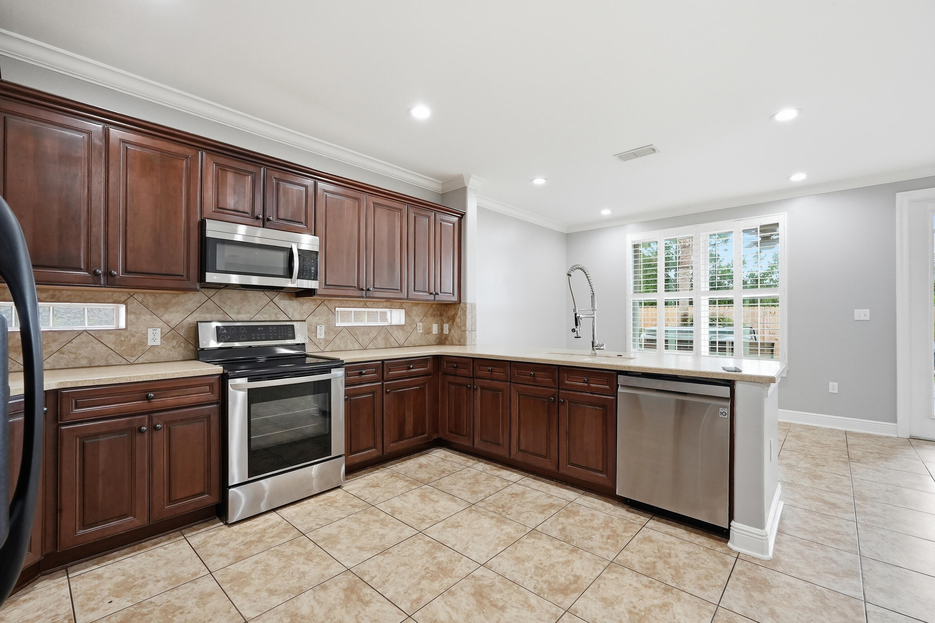Baywalk Landings - Residential