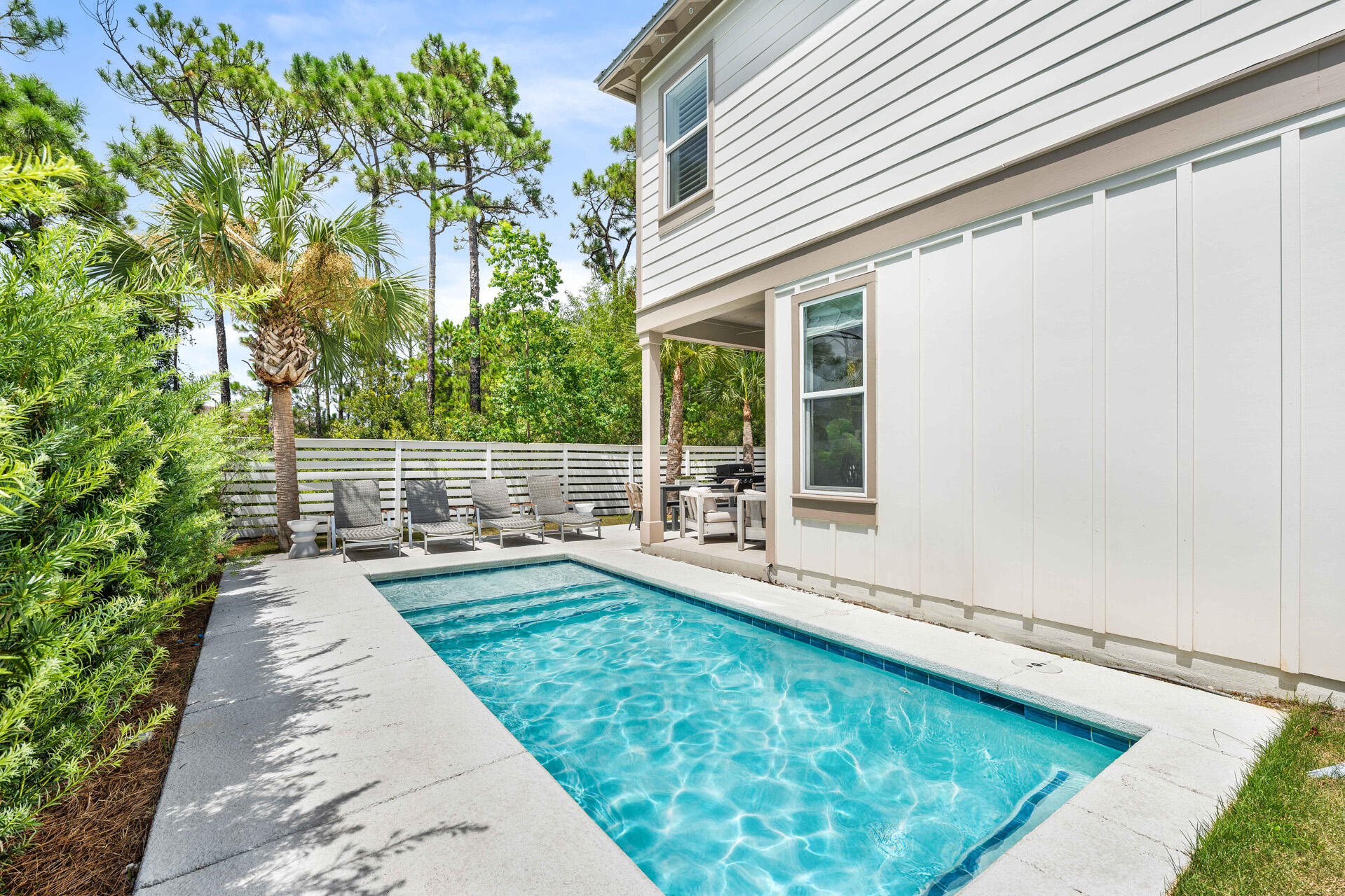 FRANGISTA BEACH 3RD ADDN - Residential