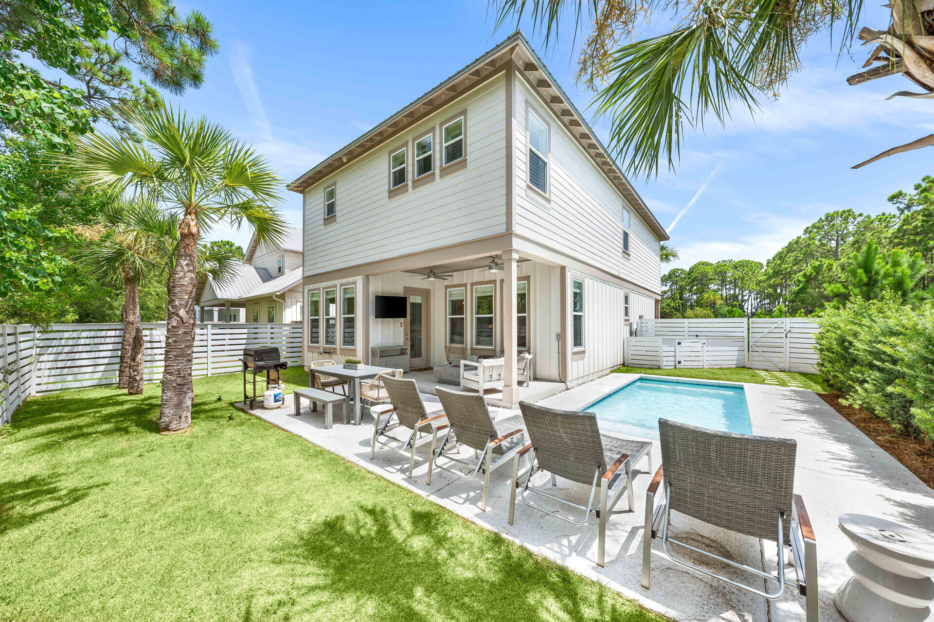 FRANGISTA BEACH 3RD ADDN - Residential