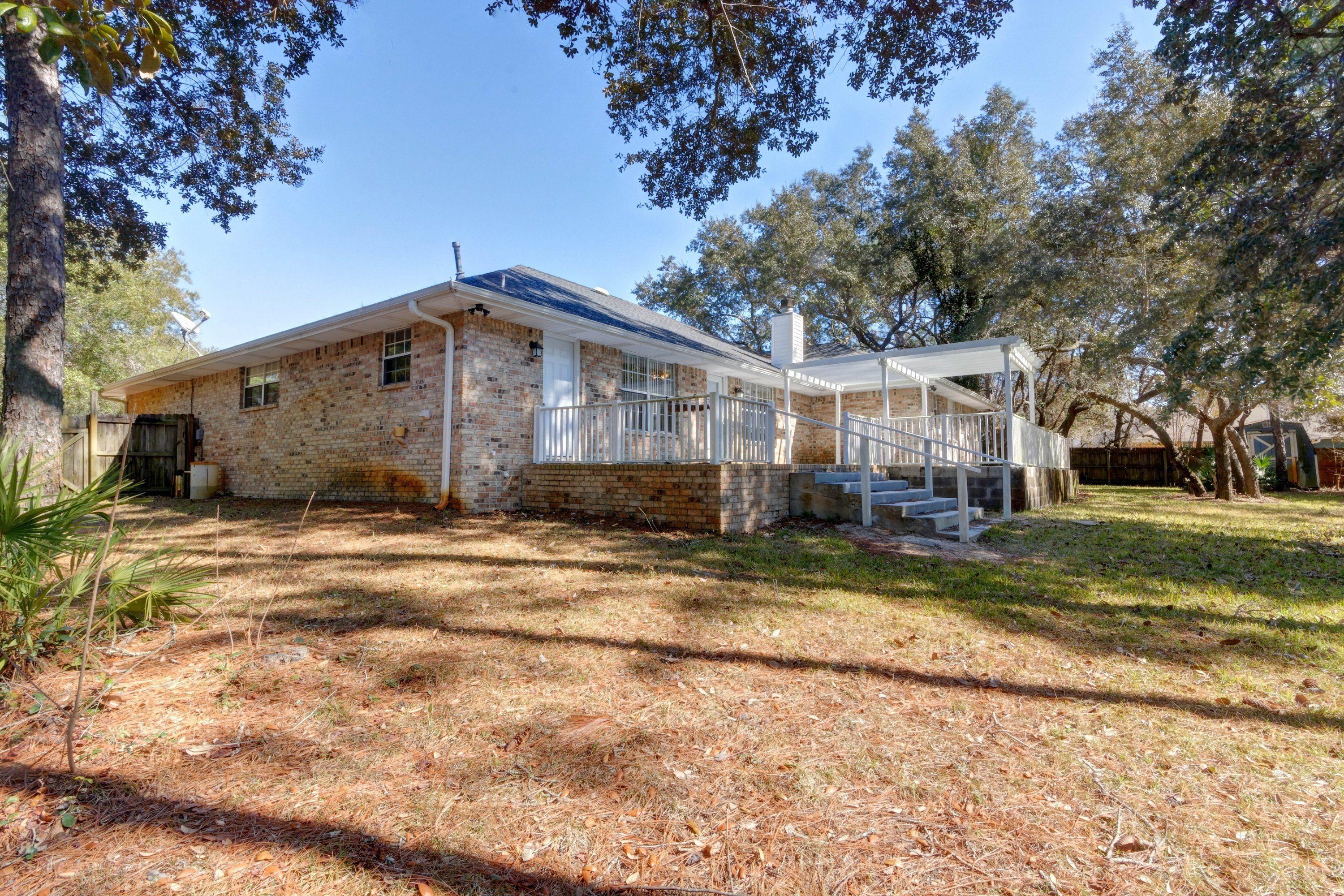 pine ranch - Residential