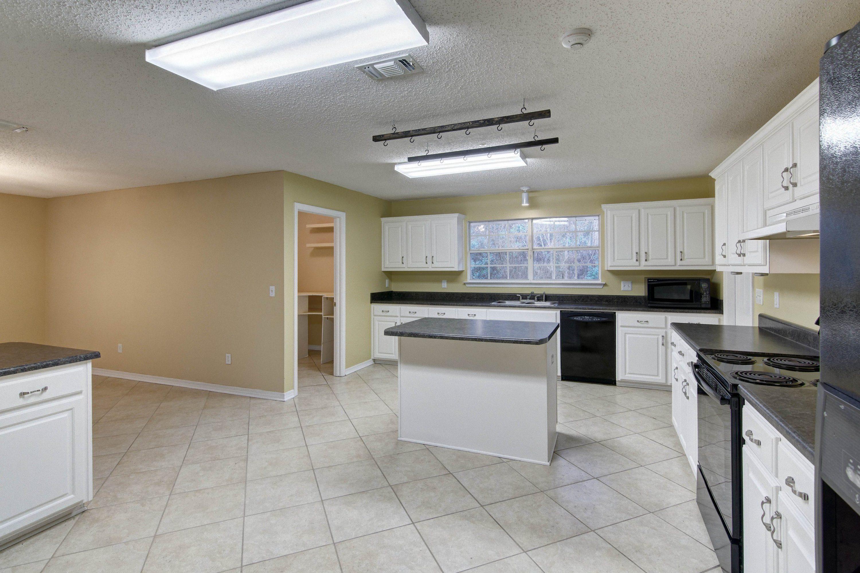 pine ranch - Residential
