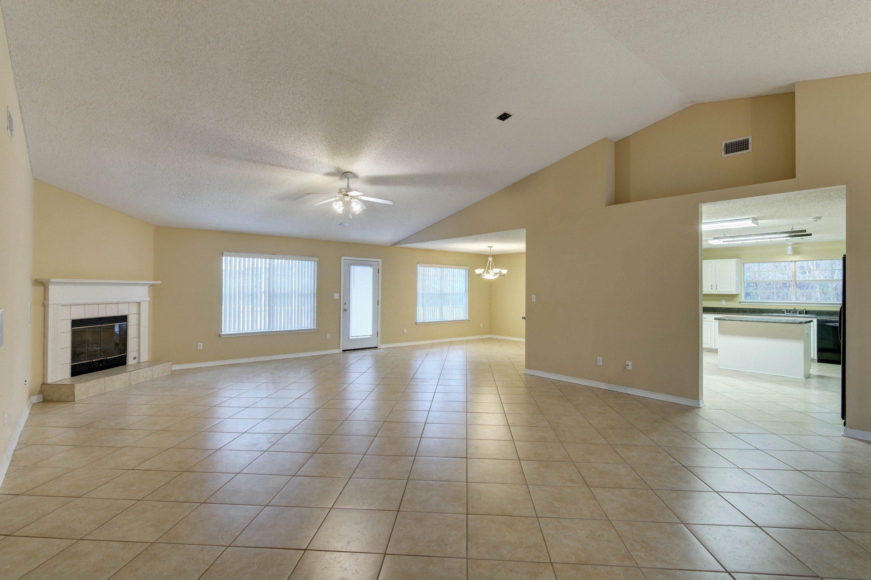 pine ranch - Residential