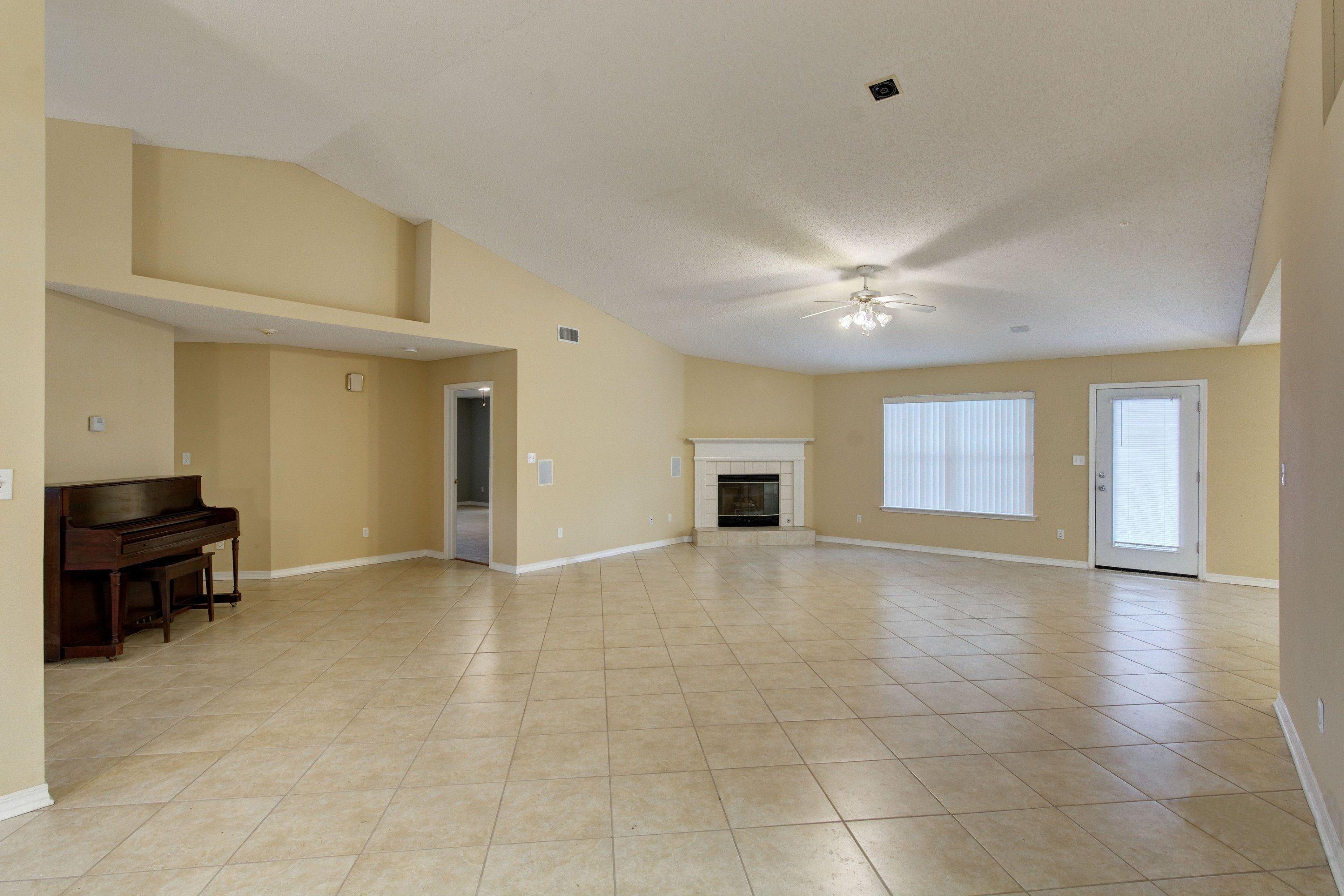 pine ranch - Residential