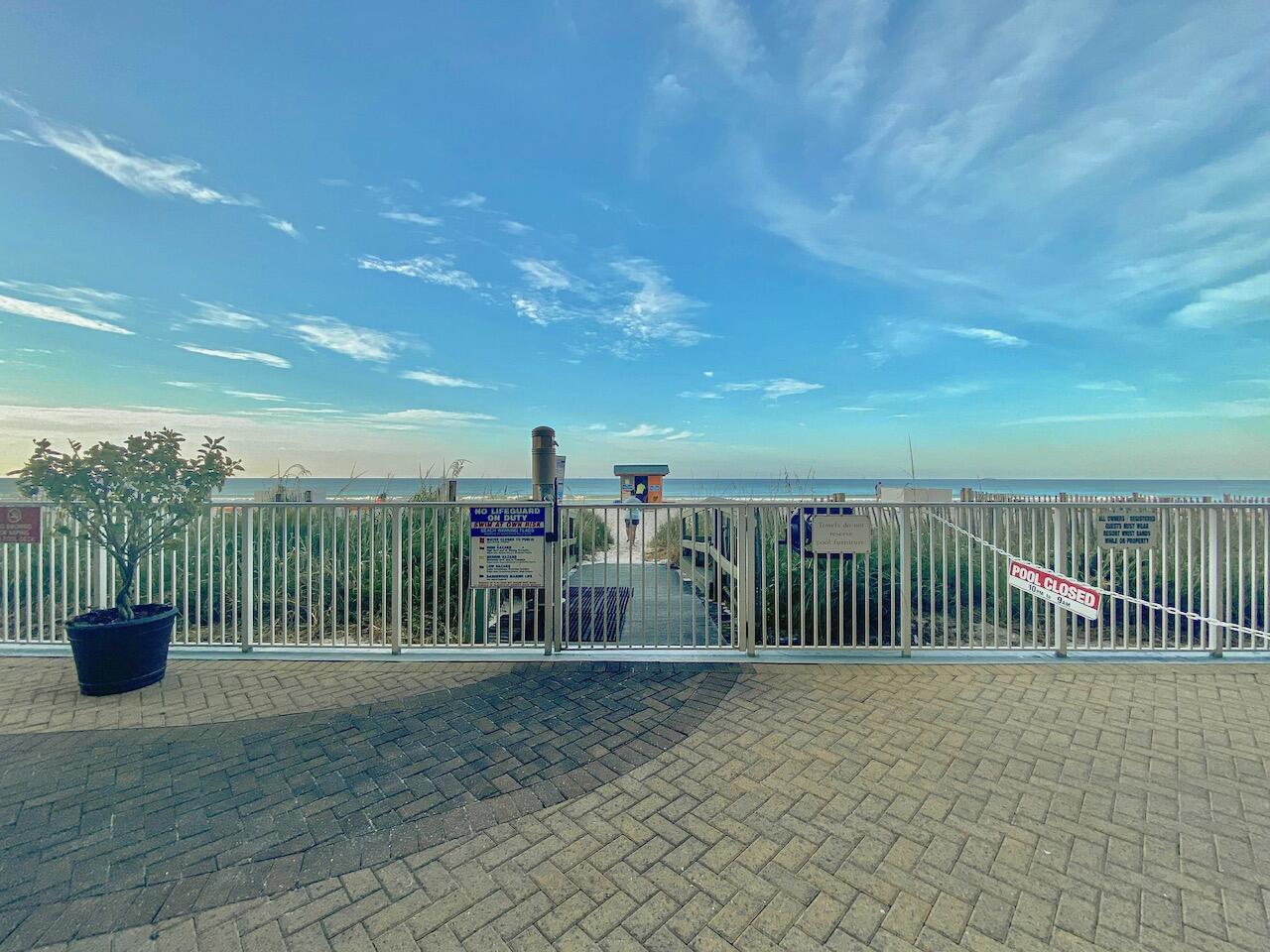 EMERALD ISLE - Residential