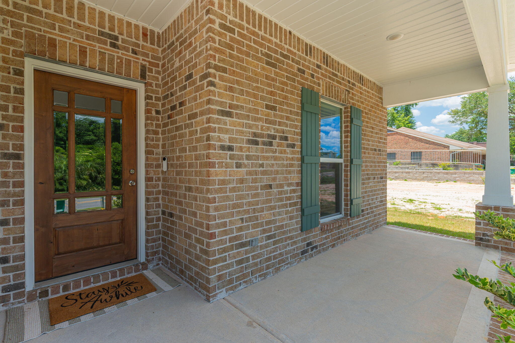 Cedar Ave - Residential
