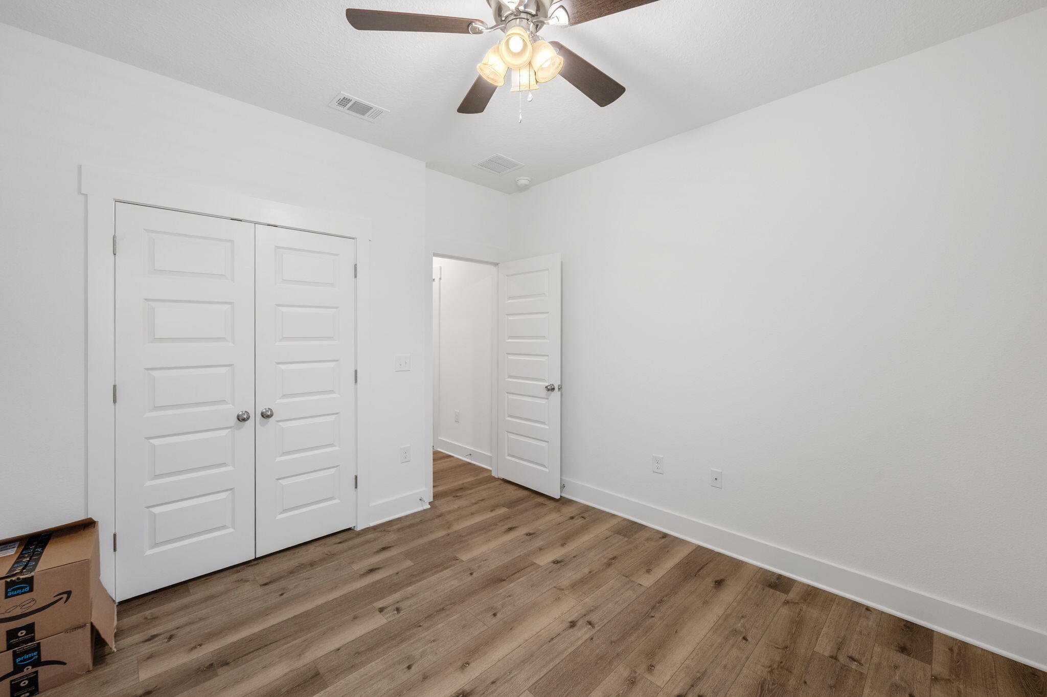 Cedar Ave - Residential