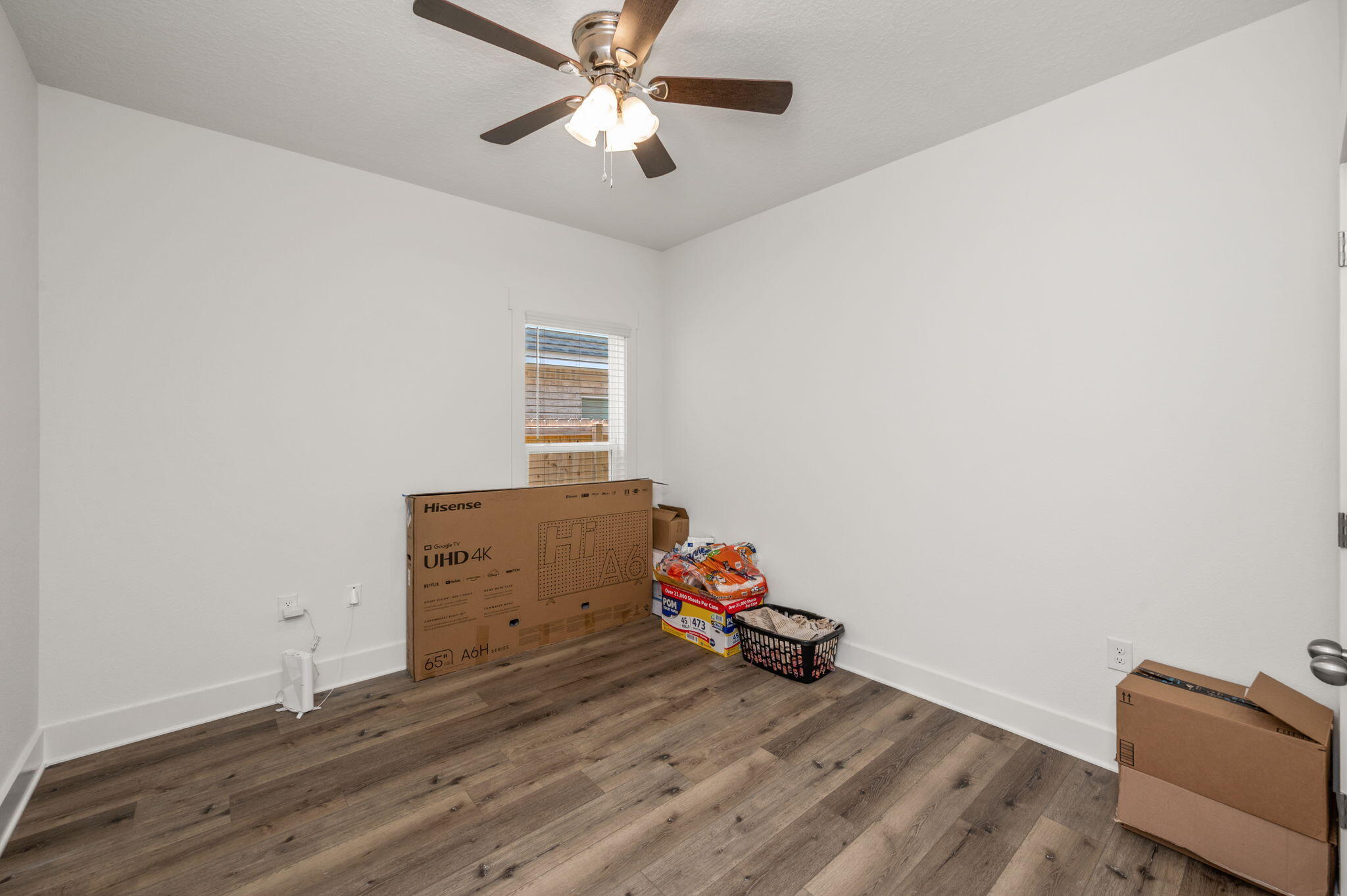 Cedar Ave - Residential