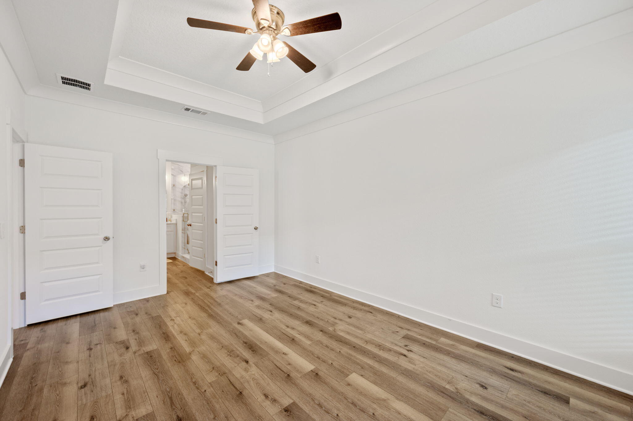 Cedar Ave - Residential