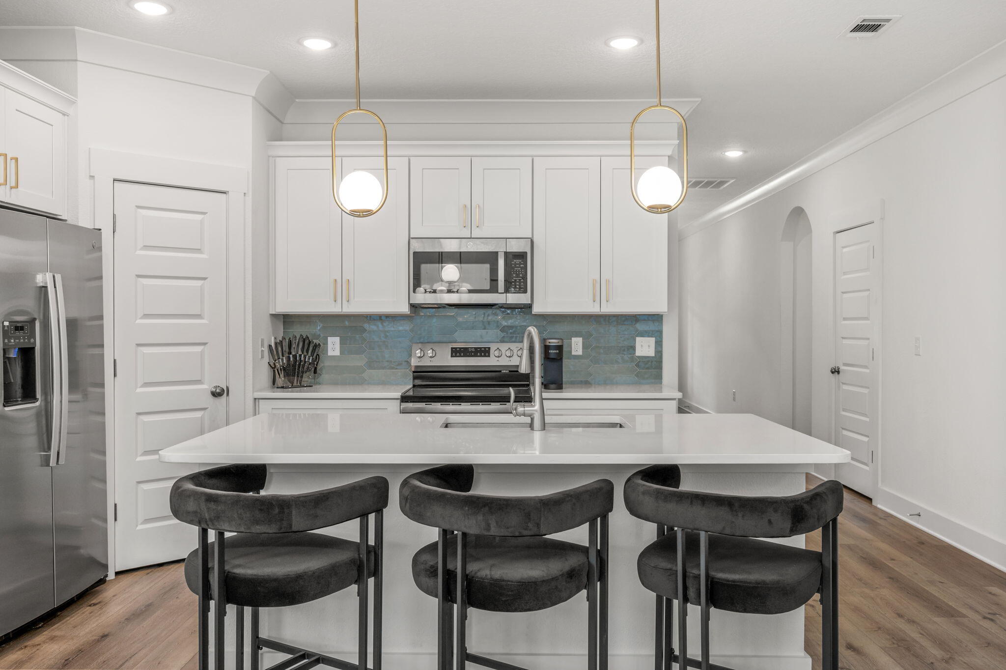 Cedar Ave - Residential