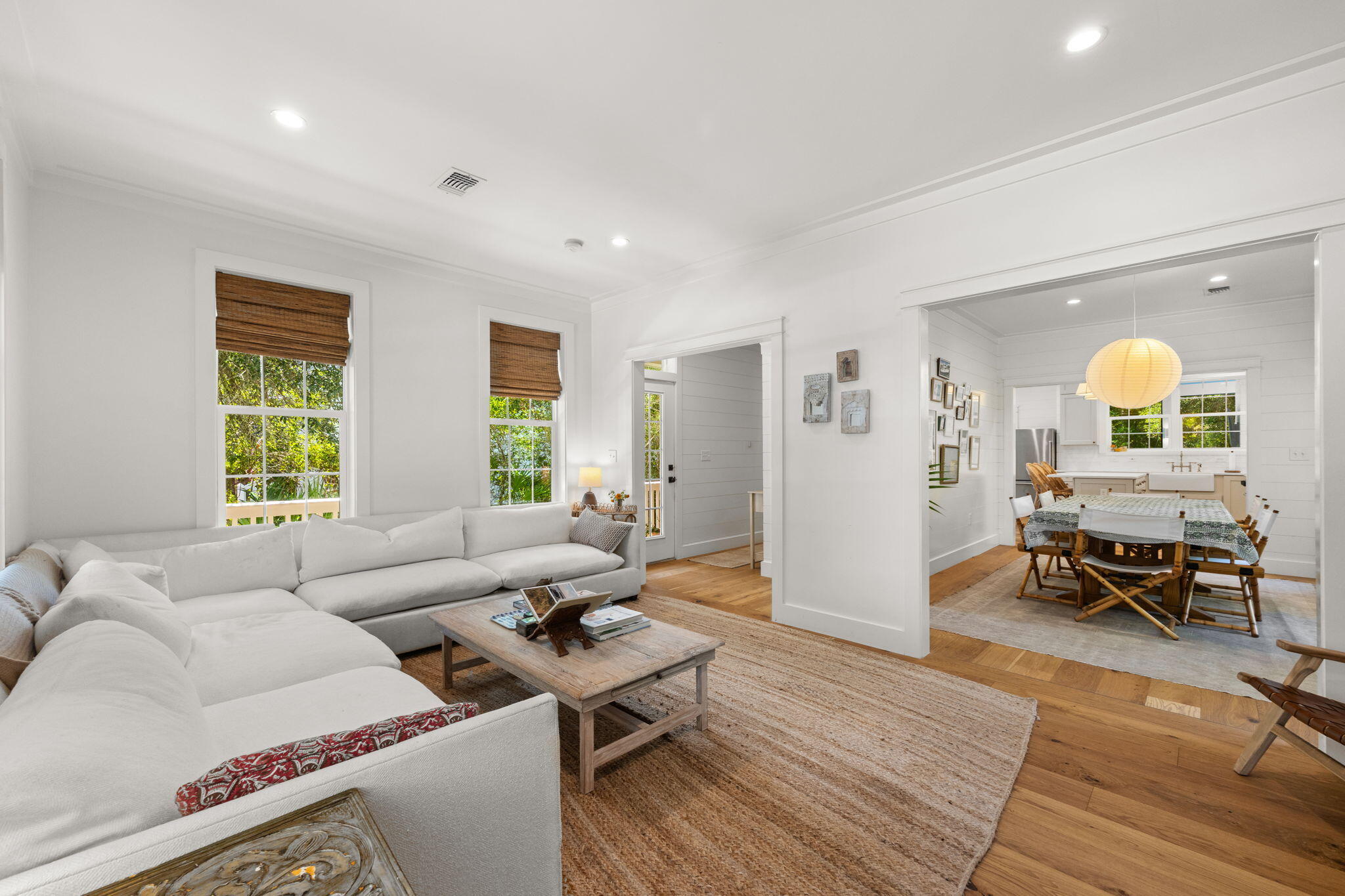 MAGNOLIA BEACH - Residential