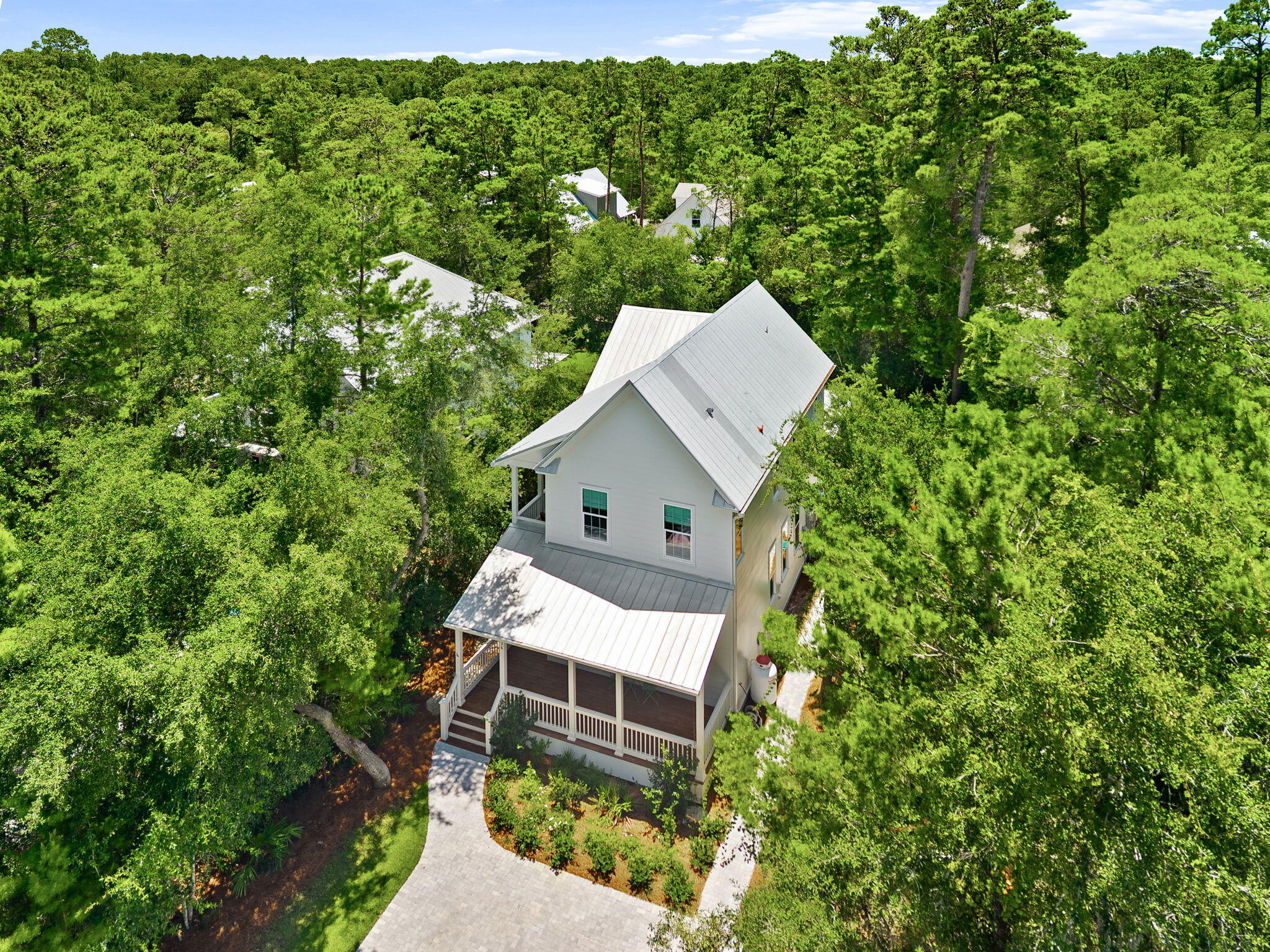 MAGNOLIA BEACH - Residential