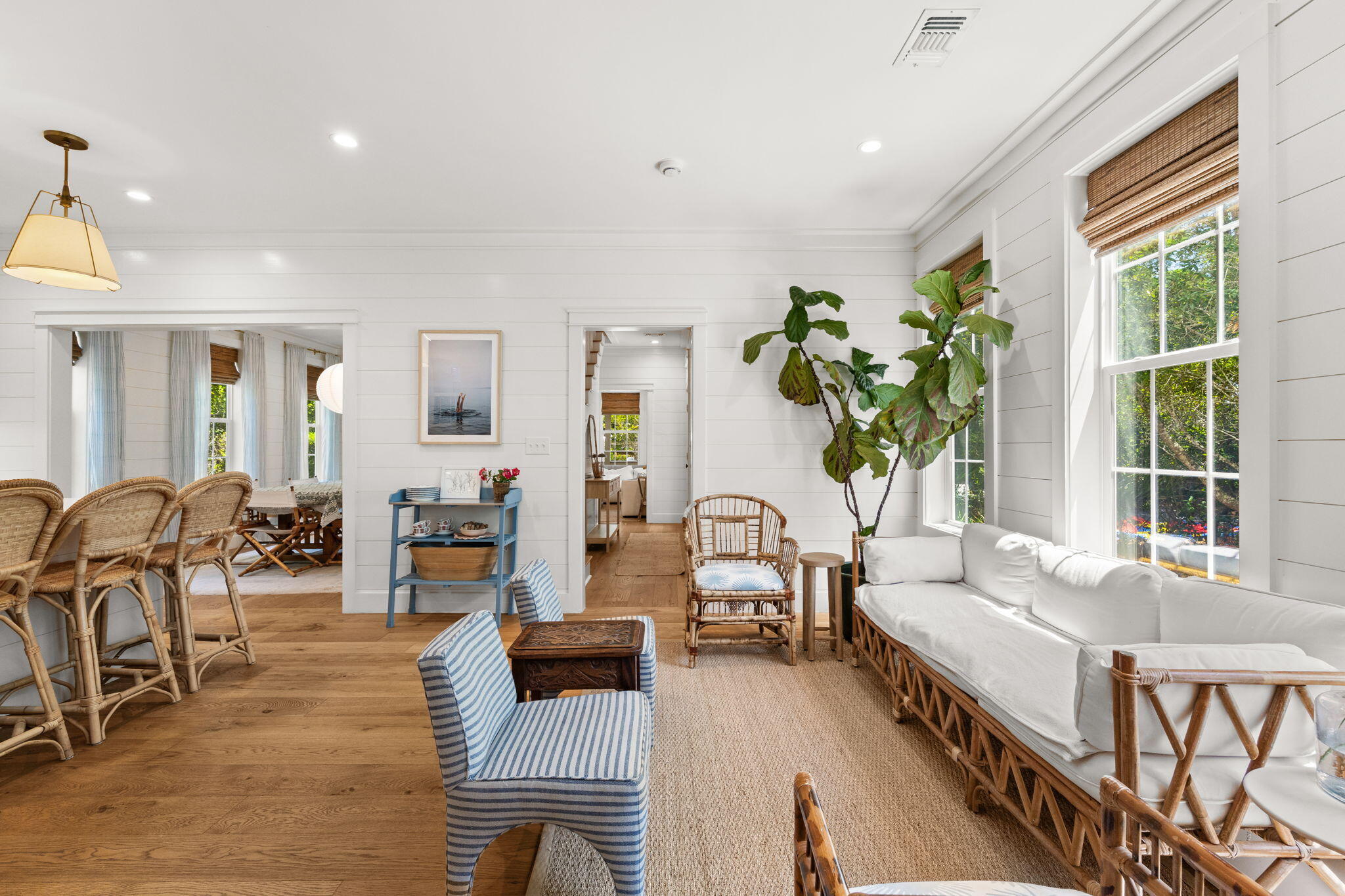MAGNOLIA BEACH - Residential