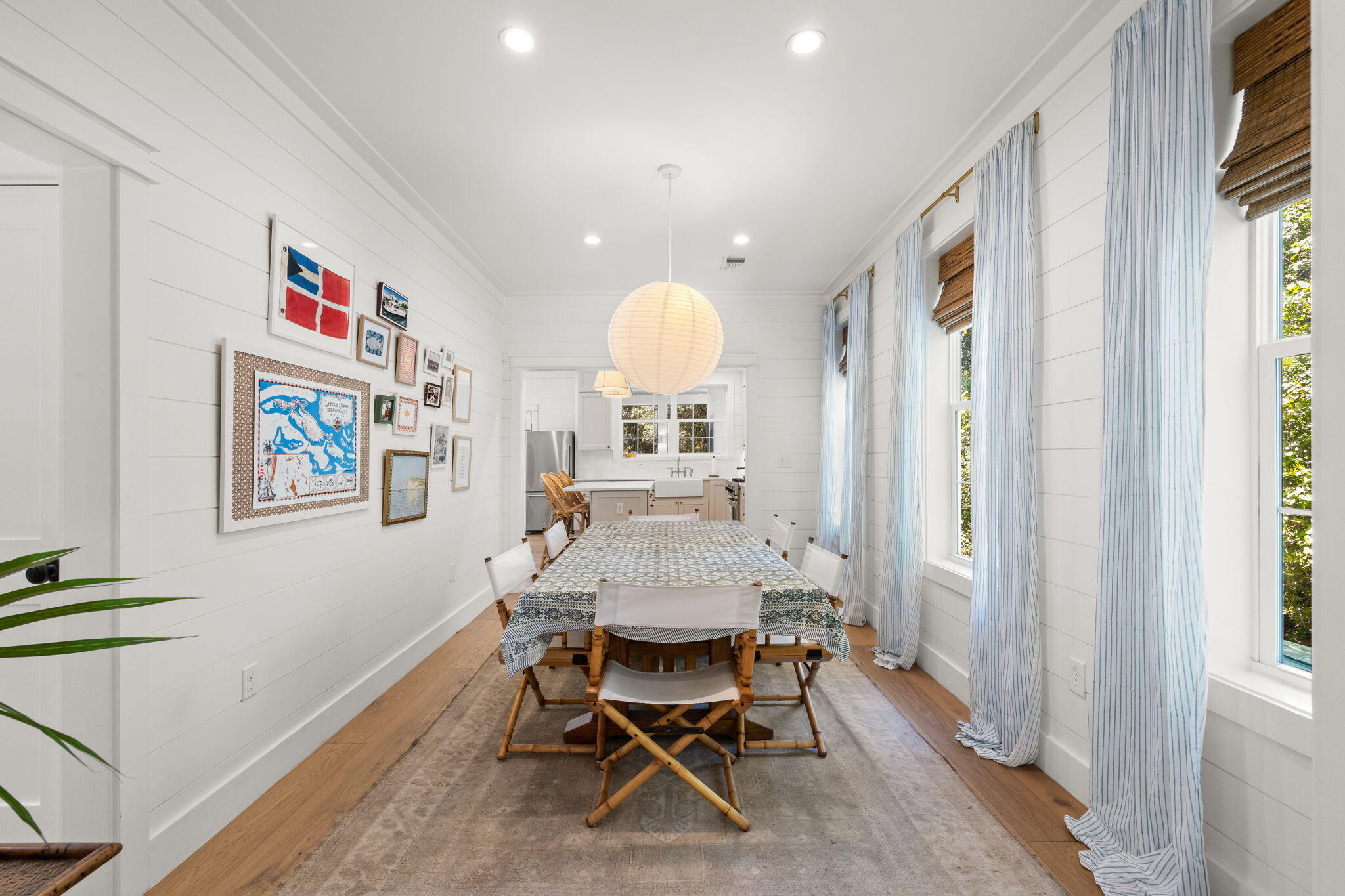 MAGNOLIA BEACH - Residential