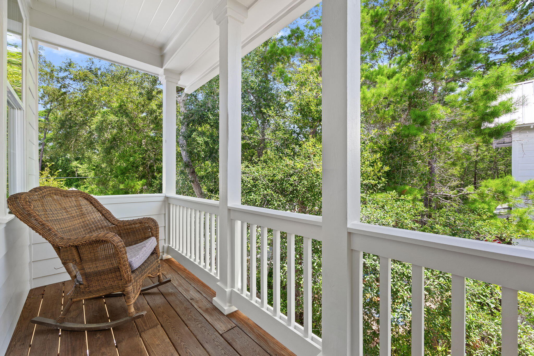 MAGNOLIA BEACH - Residential