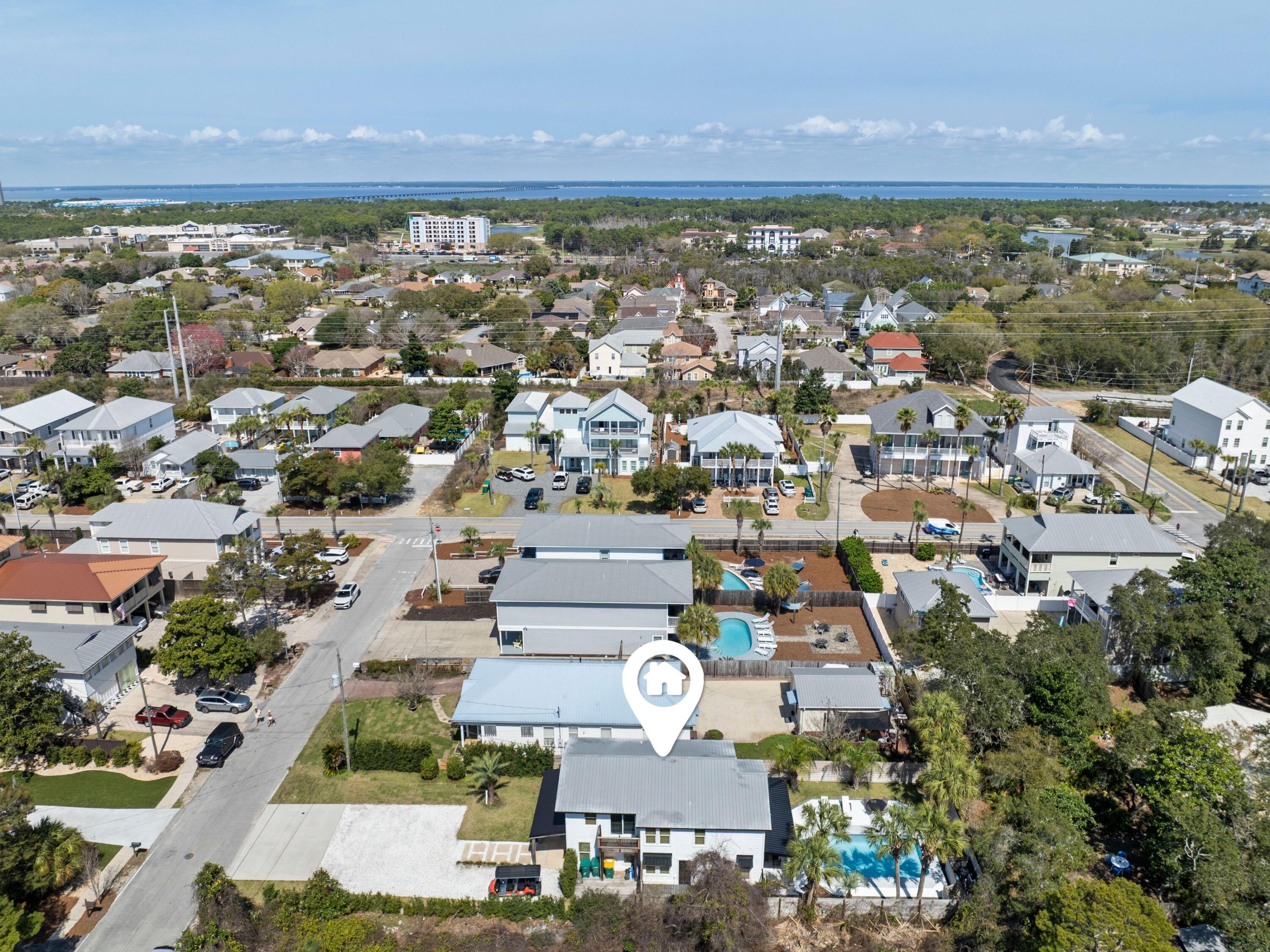 CRYSTAL BEACH - Residential