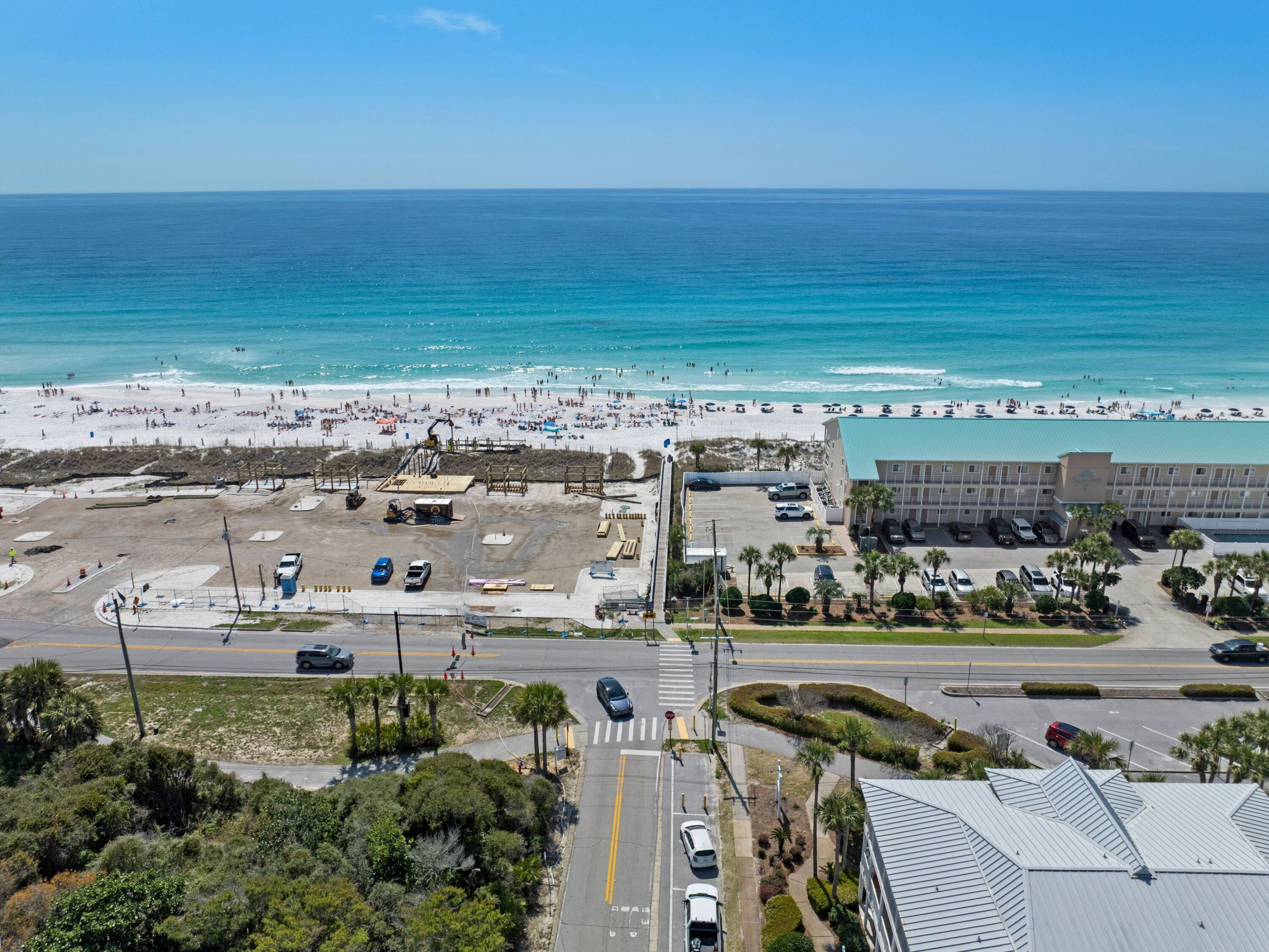 CRYSTAL BEACH - Residential