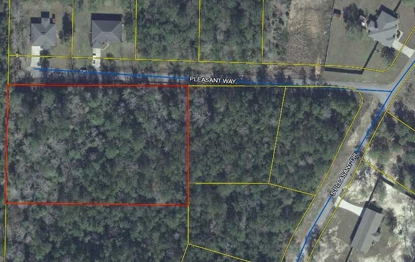 BEAUTIFUL LOT READY FOR YOUR DREAM HOME!  Over 2 ACRES 'NOT IN A FLOOD ZONE-NO HOA ! Seller will include home design plans for 2521 SF 4 Bed 31/2 Bath House worth 2K. Plans can be 'modified' to suit new buyer. ONLY 35 Min. to our BEAUTIFUL BEACH and EMERALD WATERS . Within 10 min to many lakes to go fishing! And 20 Min to the bay and its beach. Located in a quiet subdivision in Defuniak Springs just a short drive to stores. All lots are oversized offering you a very private feel . This lot has no back neighbors and only one side neighbor. Build at your own pace. Call your favorite Realtor today to see this great property! Boundary survey available. Buyer to verify all details. See home plans in Document section.