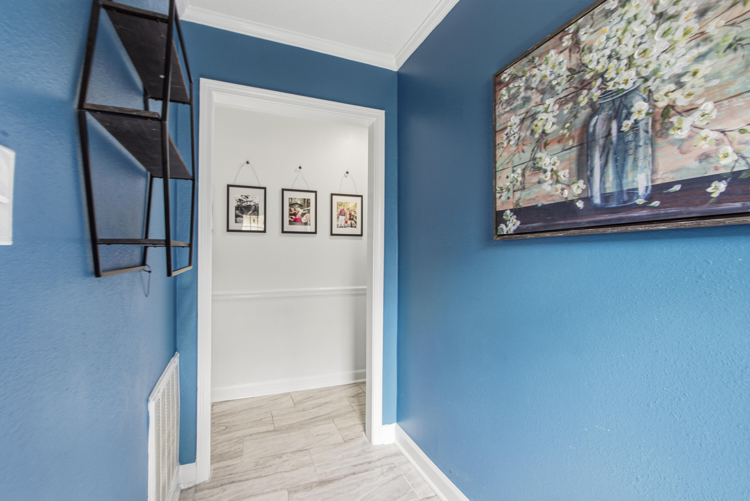 OAKWOOD HILLS - Residential