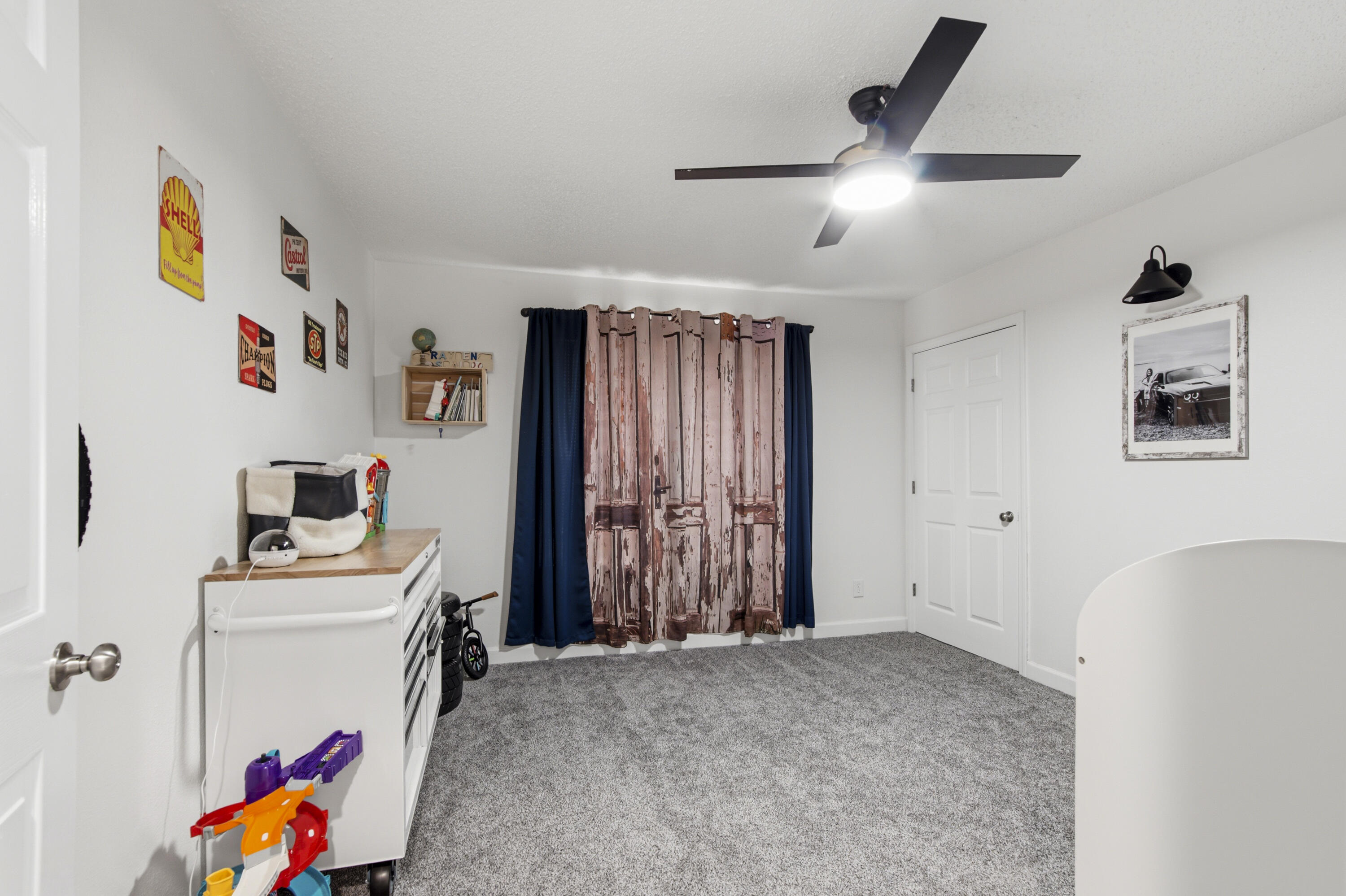 OAKWOOD HILLS - Residential